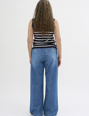 My Essential Wardrobe - MaloMW 143 Wide Y - jeans met wijde pijpen - medium blue vintage wash - 4