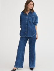 My Essential Wardrobe - MaloMW 143 Shirt - denimskjorter - medium blue wash - 3