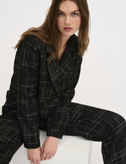 My Essential Wardrobe - FrejaMW Short Blazer - vakarėlių drabužiai išparduotuvių kainomis - black - 5