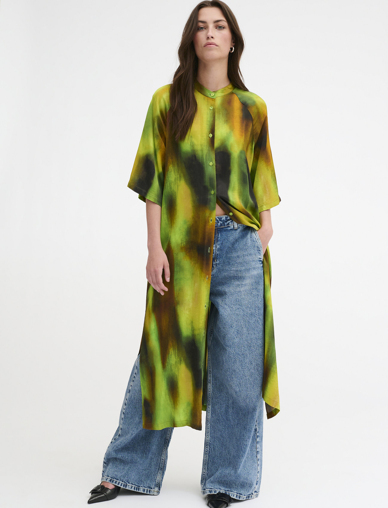 My Essential Wardrobe - TamaraMW Long Shirtdress - sommerkjoler - kelp forest green aop - 1