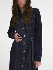 My Essential Wardrobe - LaraMW 115 Shirtdress - skjortekjoler - dark blue un-wash - 3