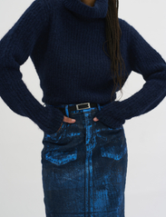 My Essential Wardrobe - AspenMW 153 Skirt - jeansröcke - dark blue w. blue glitter - 4