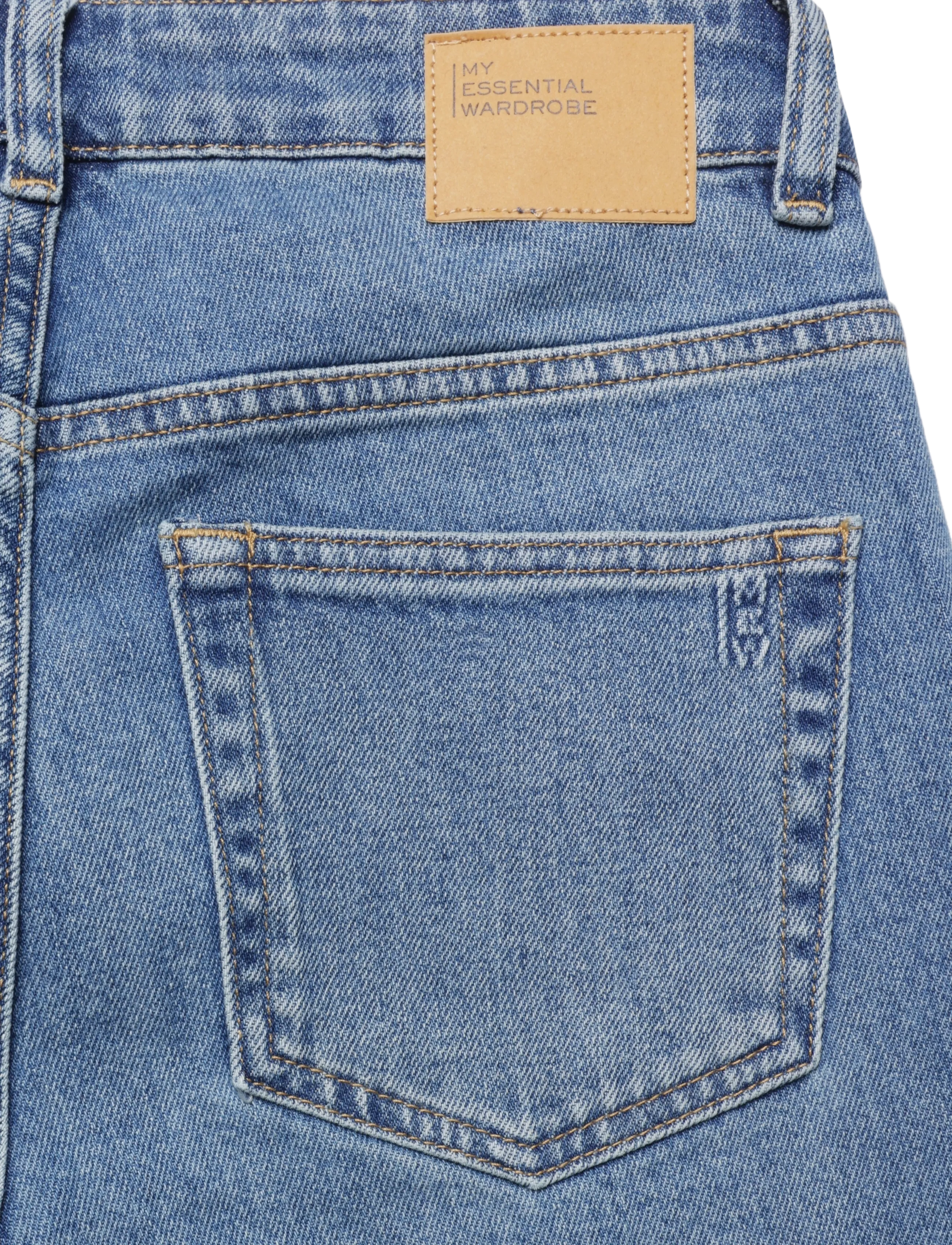 My Essential Wardrobe - JEANS TAPERED 04 THE MOMMY 139 - alt kitsenevad teksad - medium blue retro wash - 4