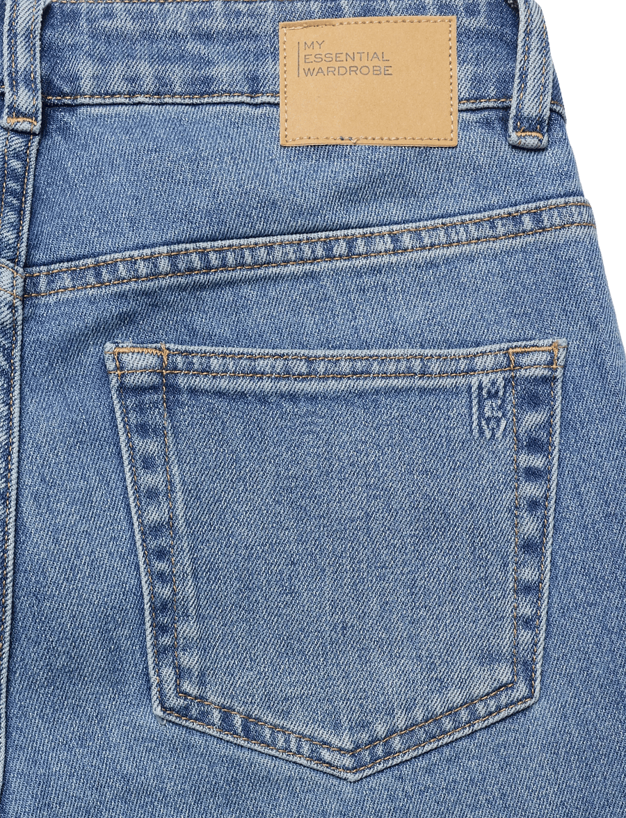 My Essential Wardrobe - JEANS TAPERED 04 THE MOMMY 139 - alt kitsenevad teksad - medium blue retro wash - 4