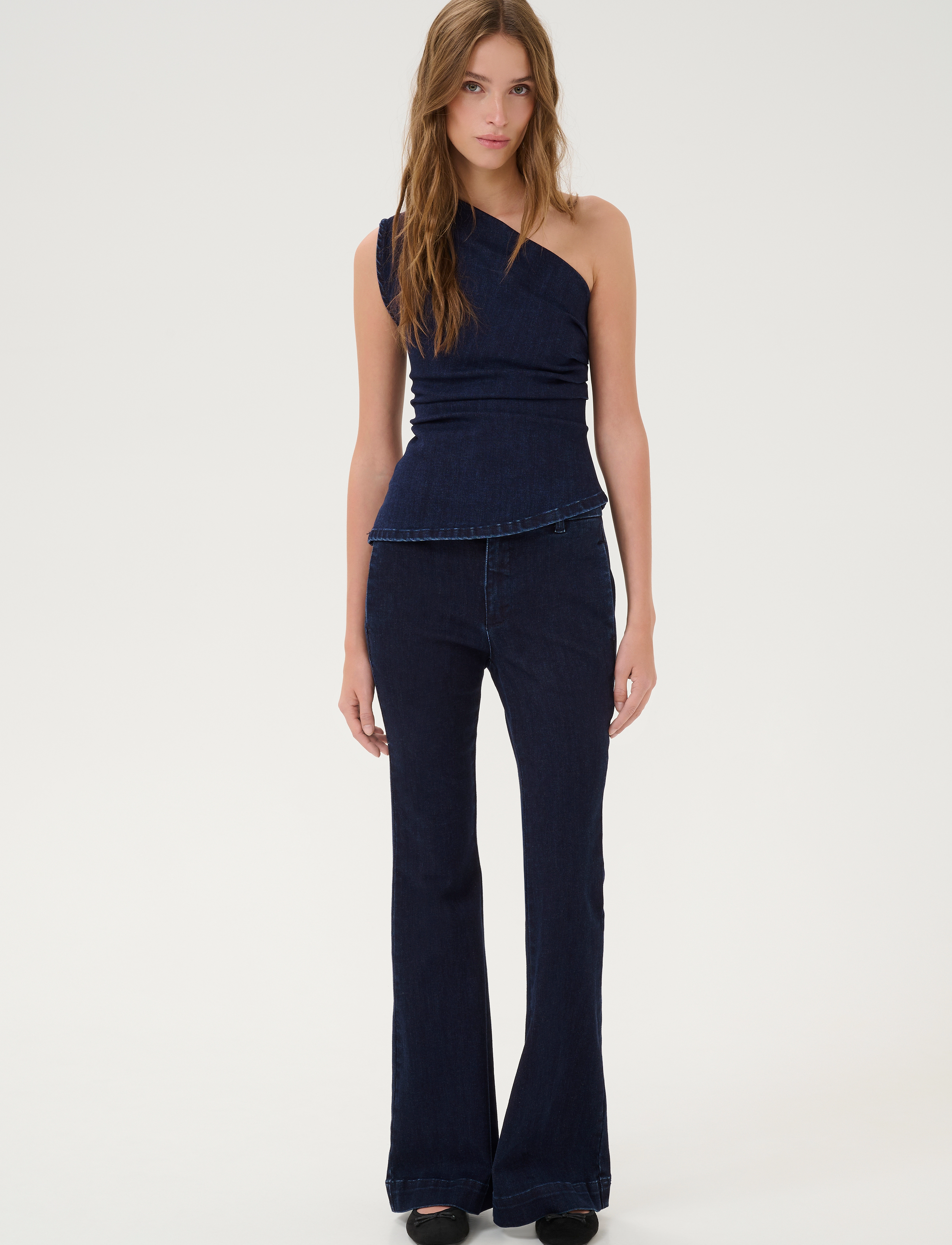 My Essential Wardrobe - AyoMW 158 High Bootcut Y - džinsi ar zvanveida galiem - dark blue un-wash - 3