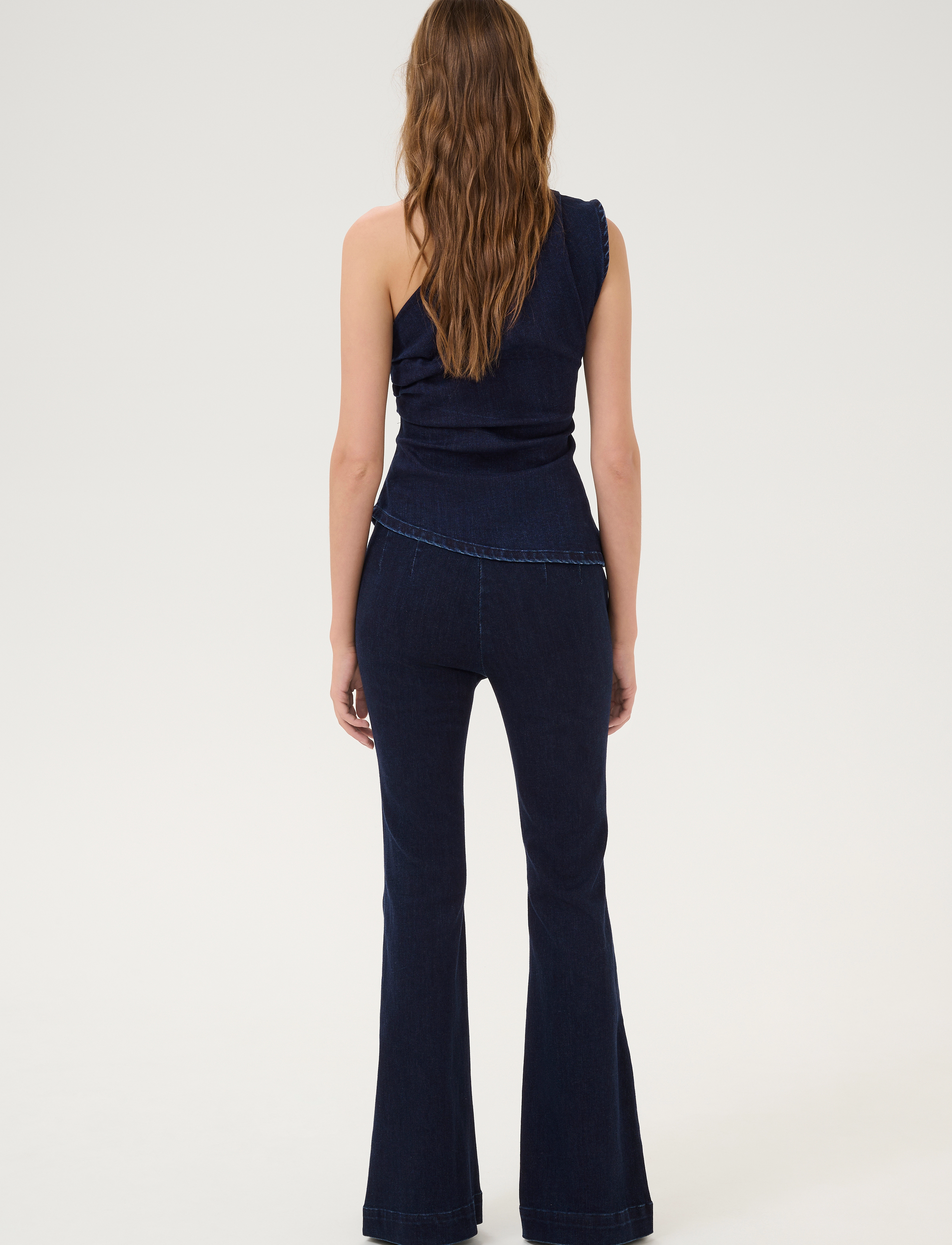 My Essential Wardrobe - AyoMW 158 High Bootcut Y - džinsi ar zvanveida galiem - dark blue un-wash - 4