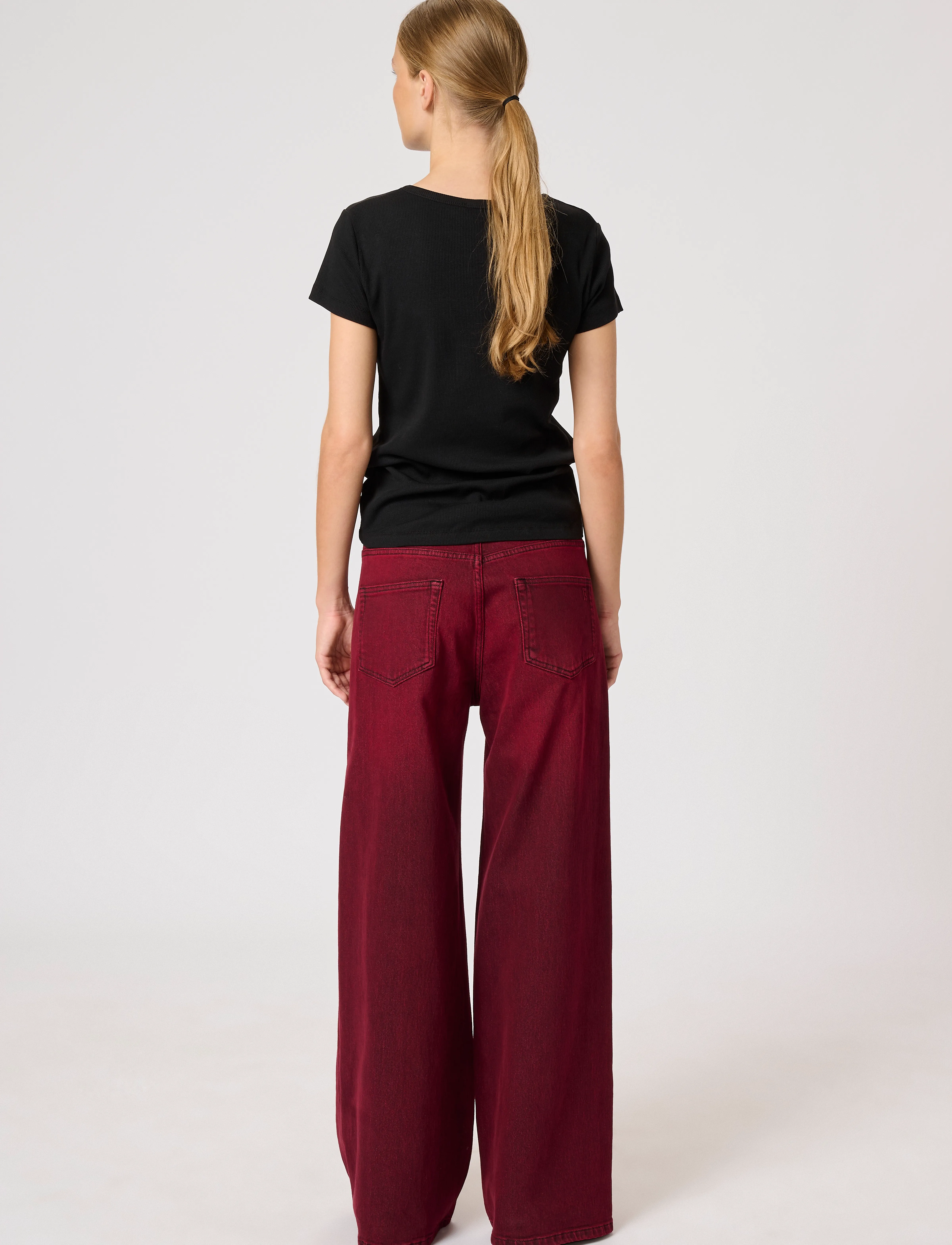 My Essential Wardrobe - MandyMW Tee - t-shirts - black - 4