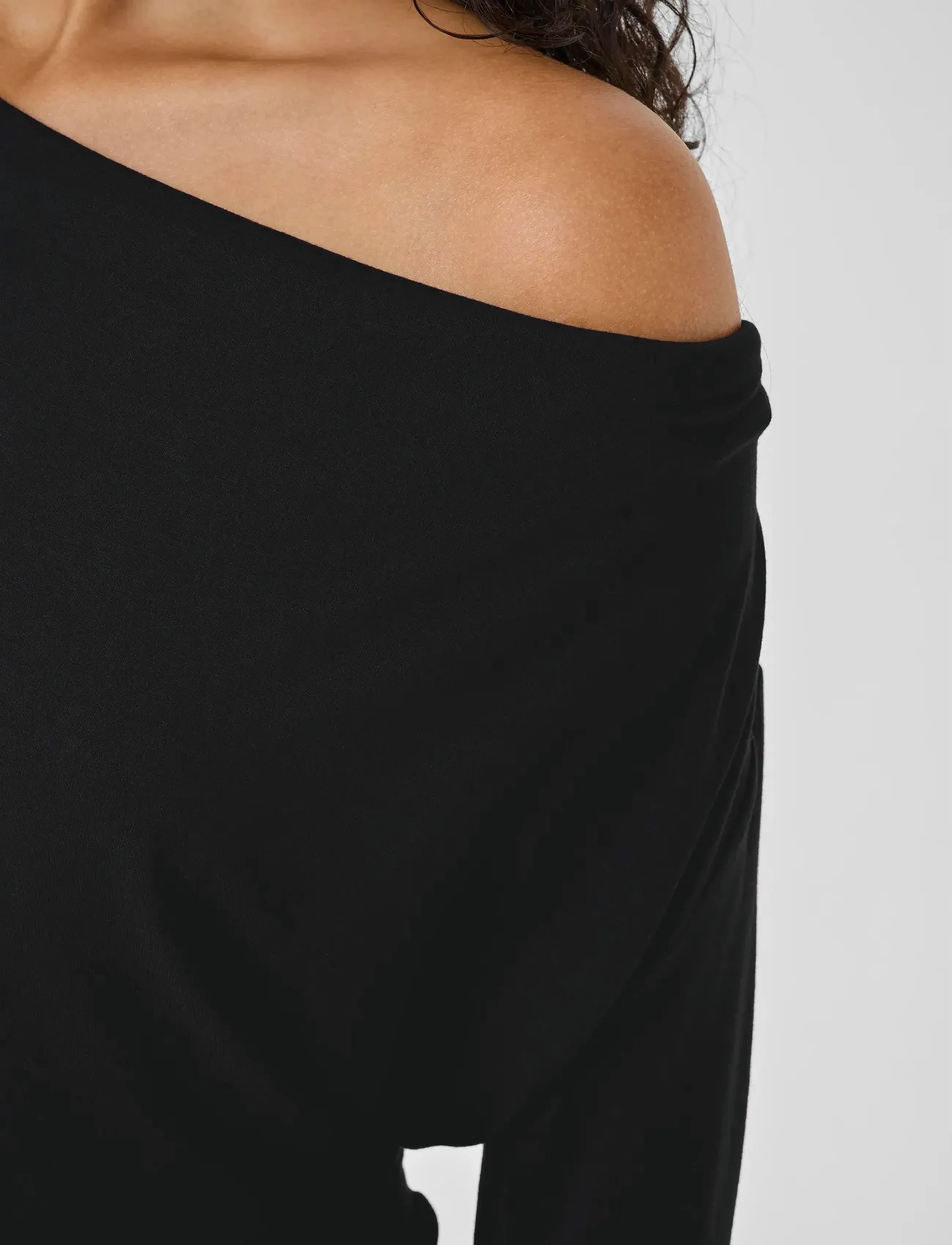 My Essential Wardrobe - VistaMW Waterfall Blouse - langärmlige tops - black - 5