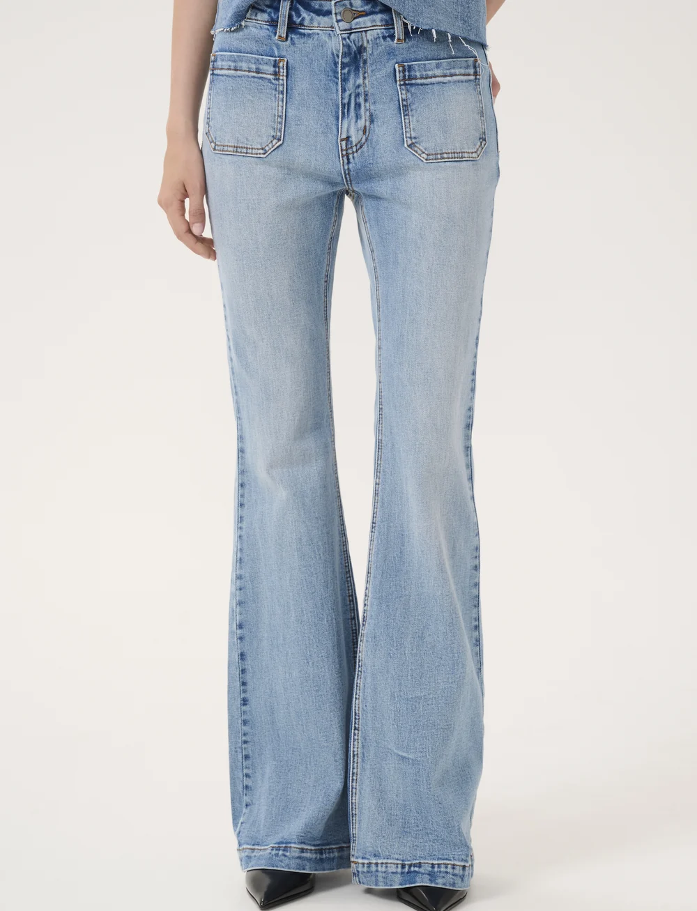 My Essential Wardrobe - DangoMW 144 High X-Wide Bootcut - bootcut jeans - light blue retro wash - 0