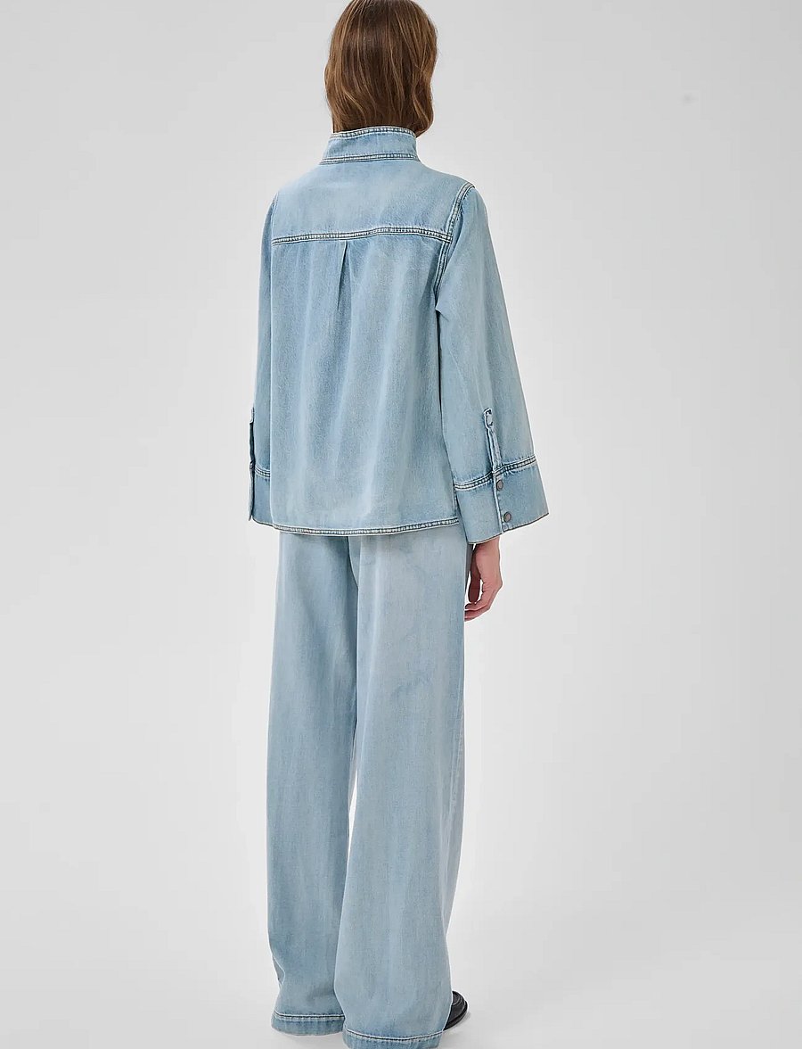 My Essential Wardrobe - HilmaMW 171 Boxy Blouse - teksasärgid - light blue wash - 4