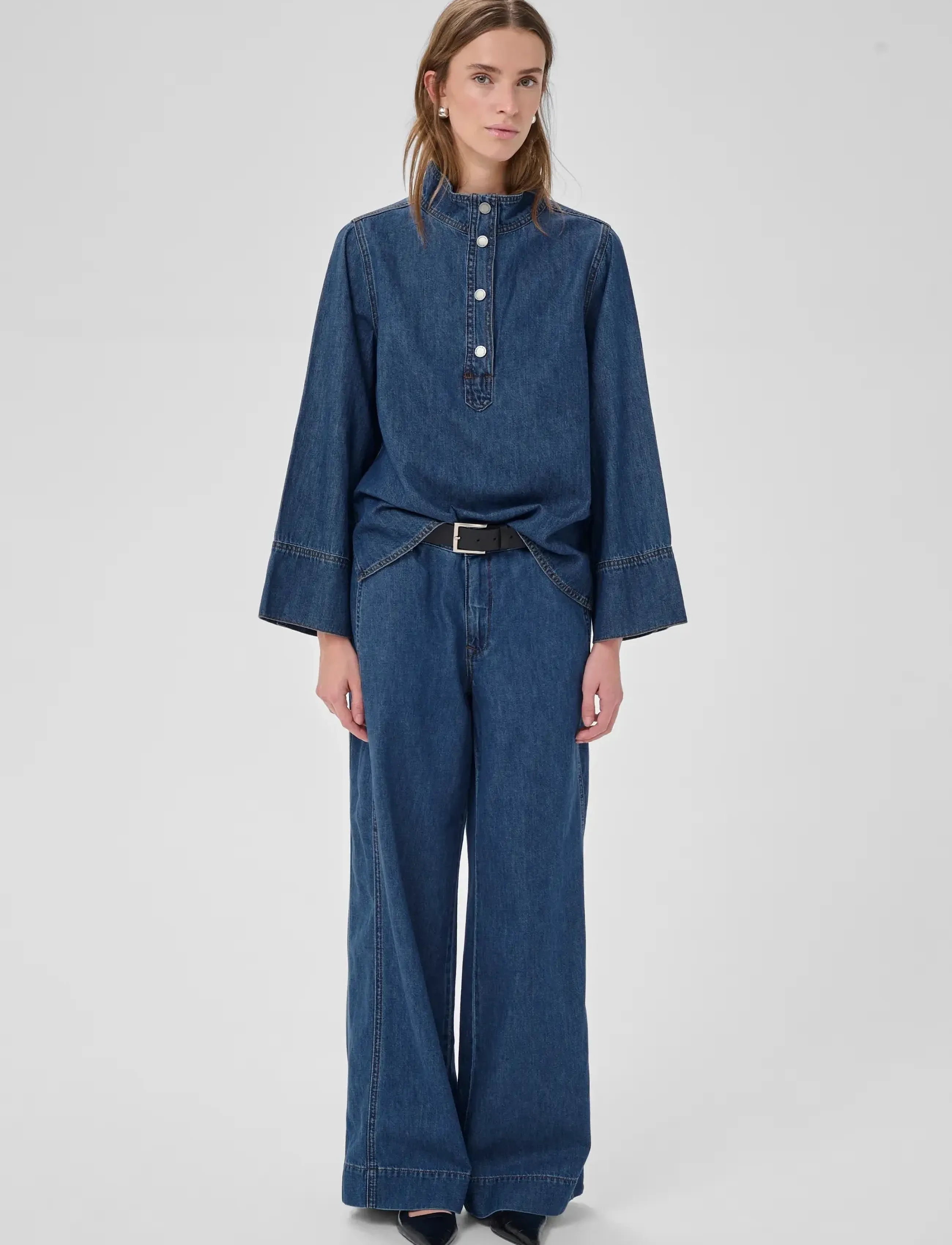 My Essential Wardrobe - HilmaMW 171 Boxy Blouse - jeanshemden - medium blue wash - 3