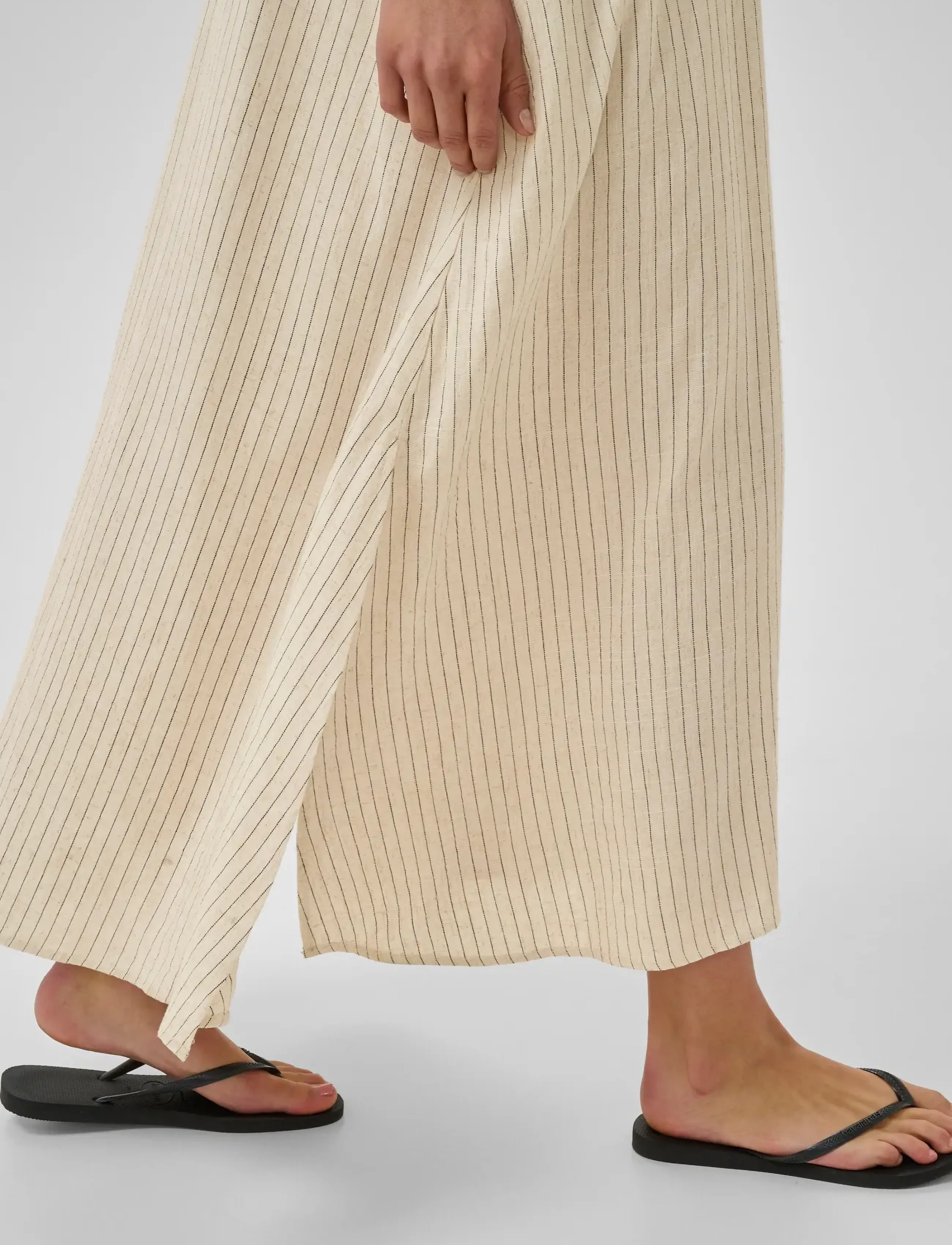 My Essential Wardrobe - JannieMW Nelly Strap Dress - „slip" suknelės - oatmeal w. black stripe - 4