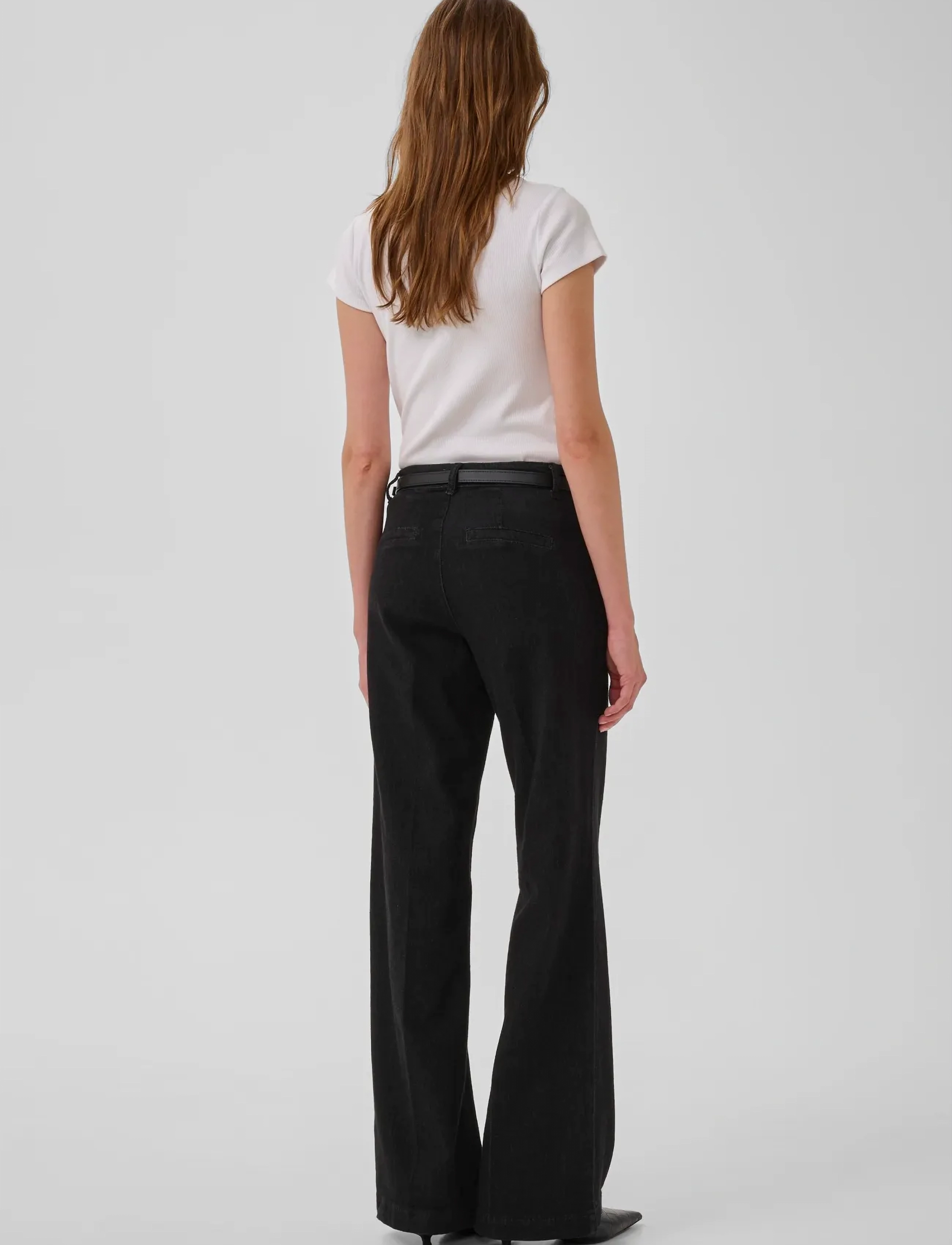 My Essential Wardrobe - 30 THE LARA 115 PANT - straight jeans - black wash - 4