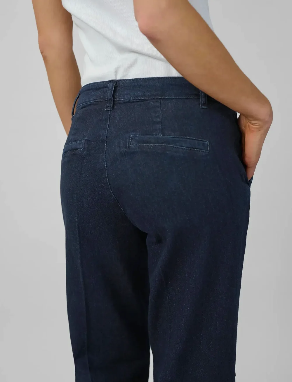 My Essential Wardrobe - 30 THE LARA 115 PANT - vida jeans - dark blue un-wash - 5