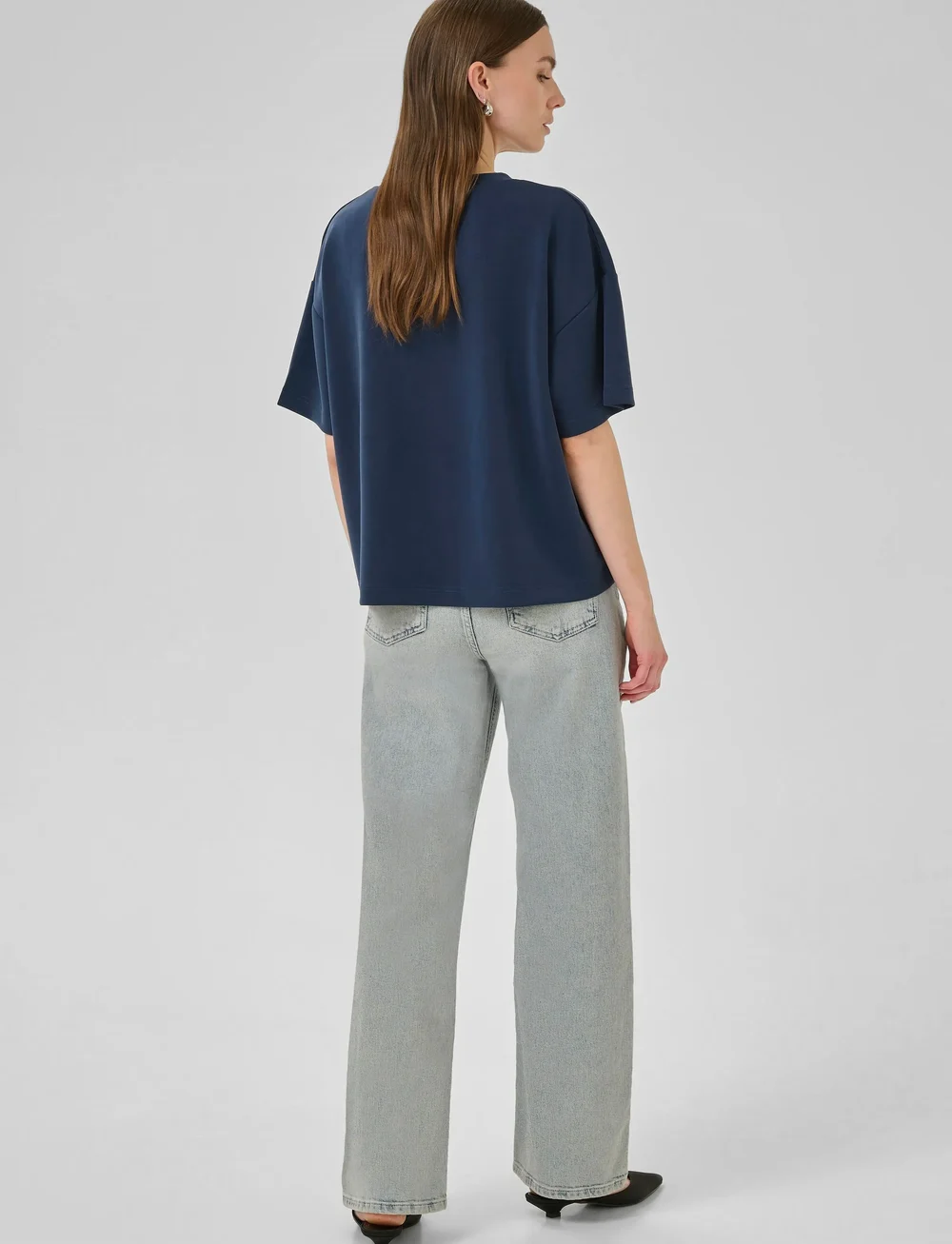 My Essential Wardrobe - HelleMW EMB Boxy Tee - t-shirts - after midnight - 4