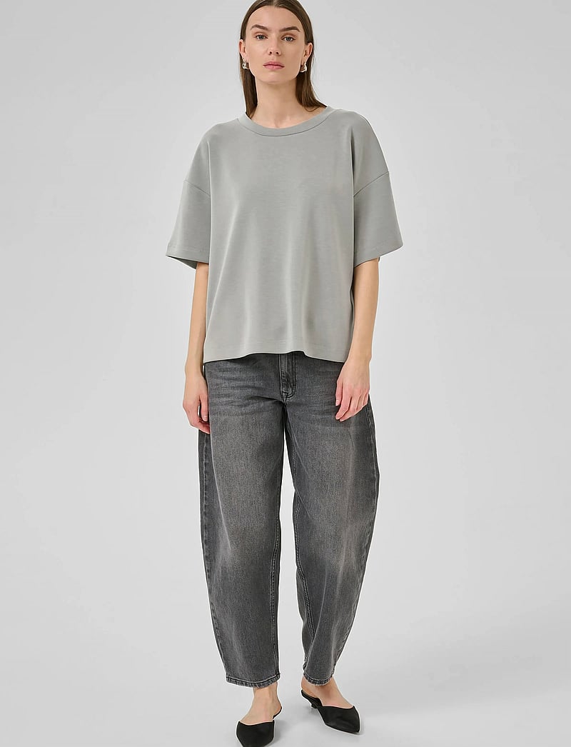 My Essential Wardrobe - HelleMW EMB Boxy Tee - t-shirts - moon mist - 0