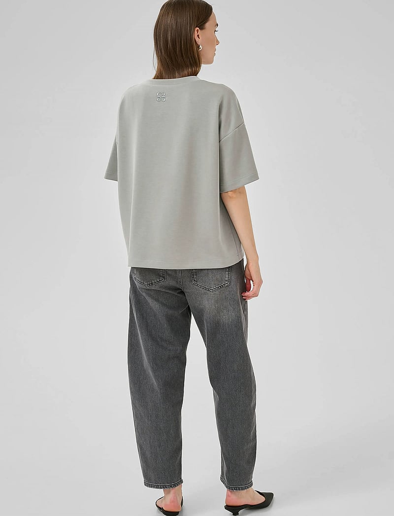 My Essential Wardrobe - HelleMW EMB Boxy Tee - t-shirts - moon mist - 4