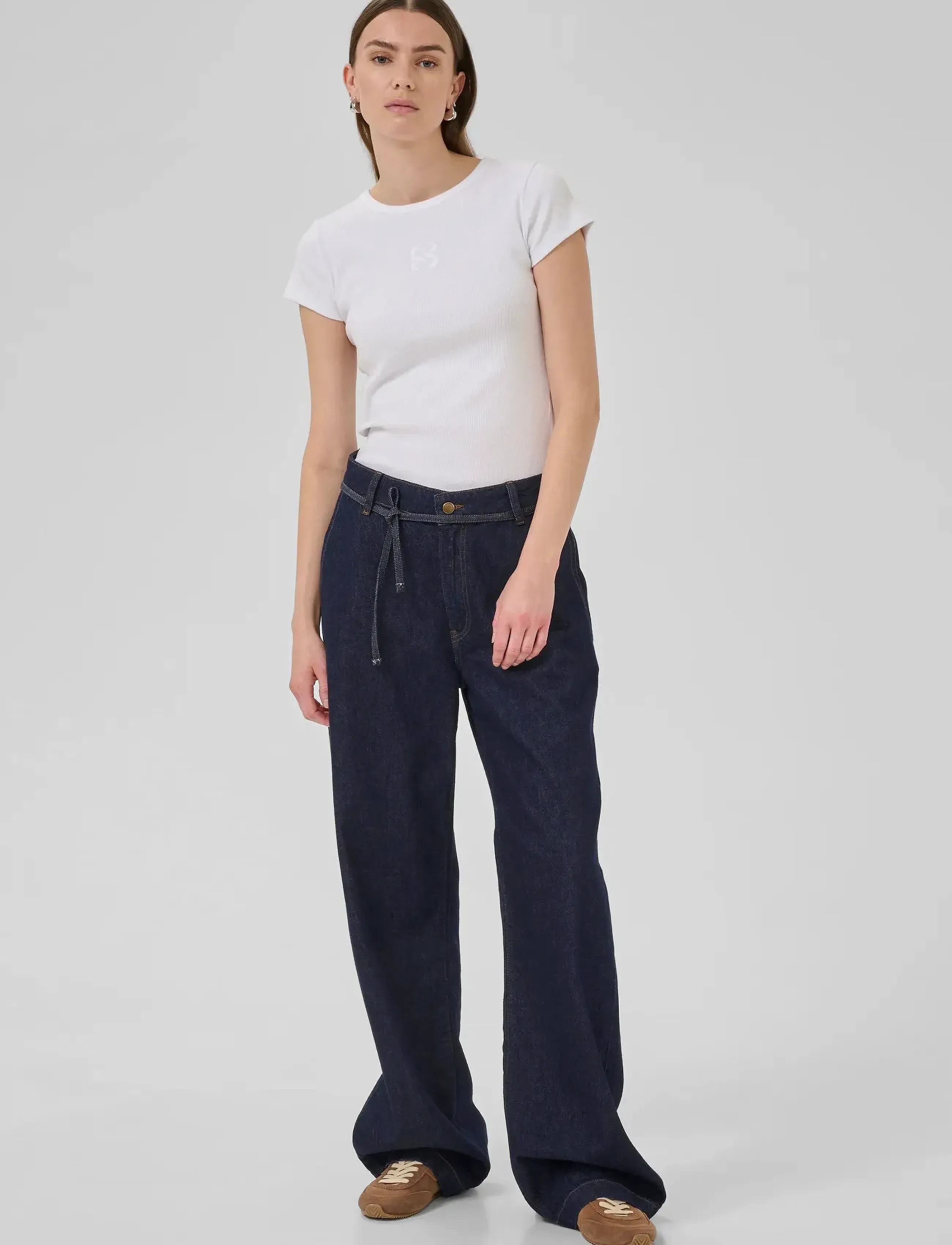 My Essential Wardrobe - MWCleo 143 Mid Wide - laia säärega teksad - dark blue un-wash - 3