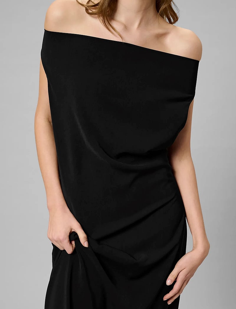 My Essential Wardrobe - MWMille Waterfall Dress - pidulikud kleidid - black - 4