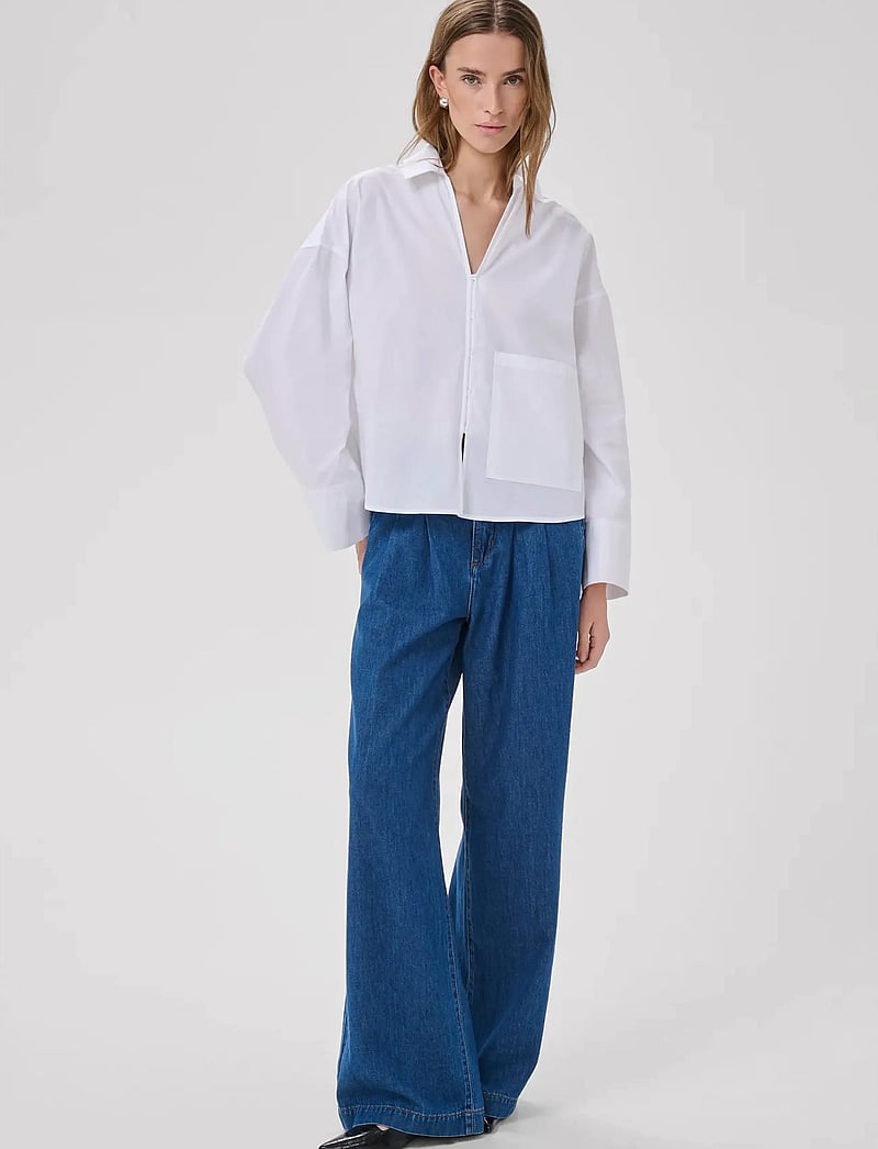 My Essential Wardrobe - MWSunna Boxy Short Shirt - langärmlige hemden - bright white - 3