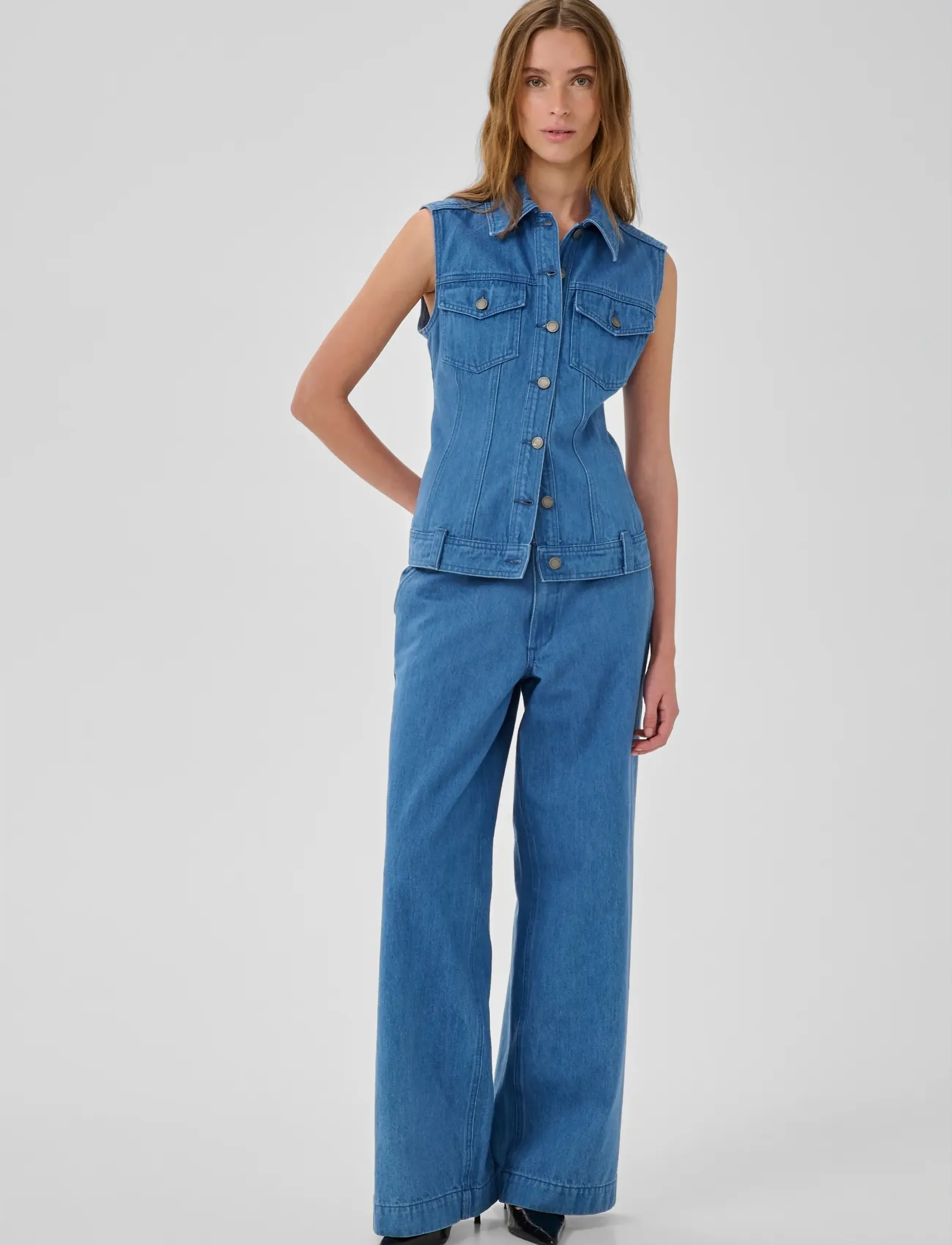 My Essential Wardrobe - MWTessa 180 Mid X-Wide - wide leg jeans - clear blue wash - 3