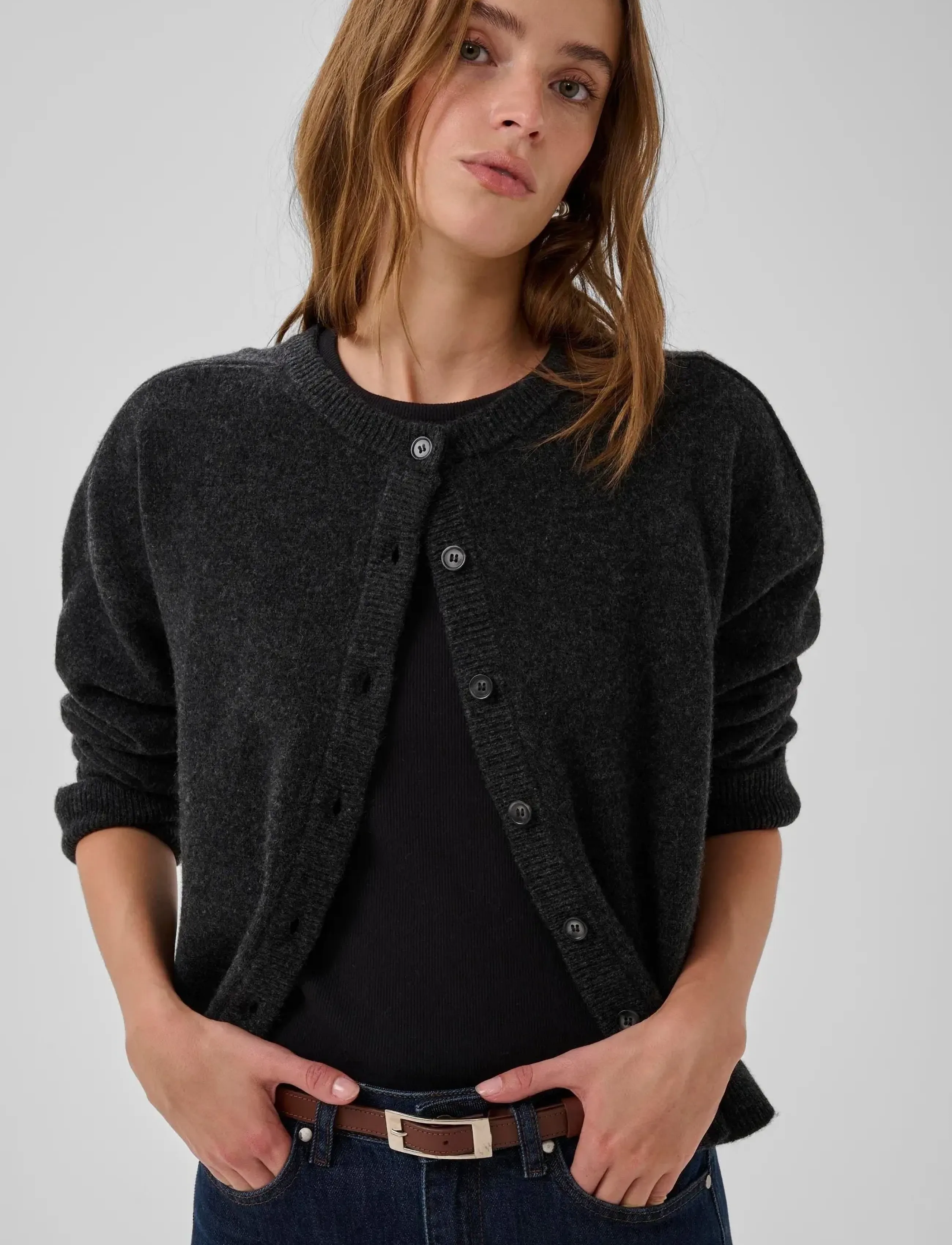 My Essential Wardrobe - 13 THE KNIT CARDIGAN - cardigans - dark grey melange - 4