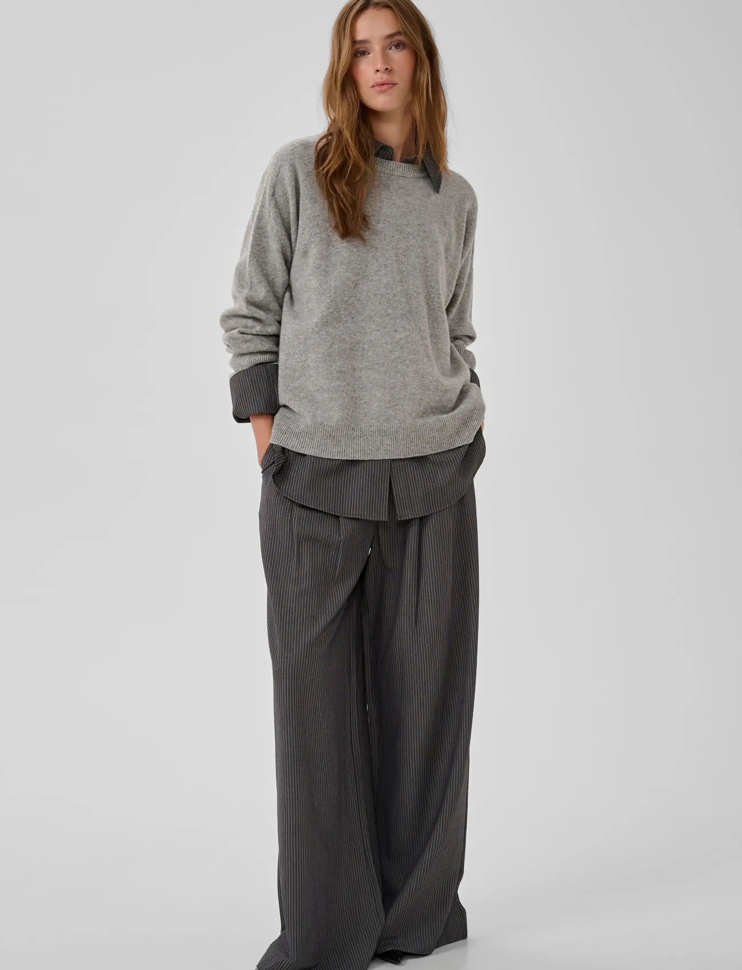 My Essential Wardrobe 11 THE KNIT CREWNECK - My Essential Wardrobe - LIGHT GREY MELANGE / grey