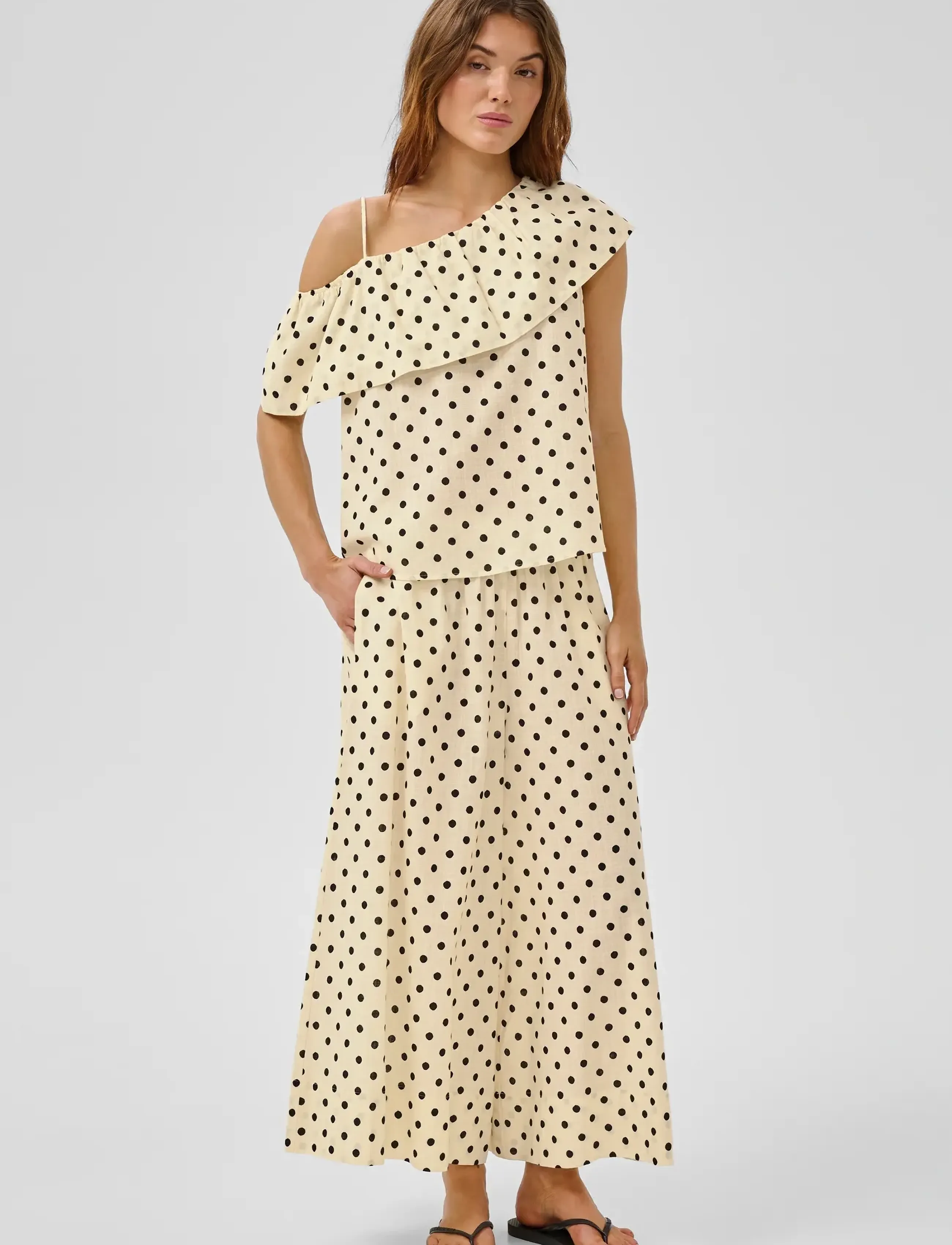 My Essential Wardrobe - MWNada Skirtpant - culottes - lemon icing w. dots - 3