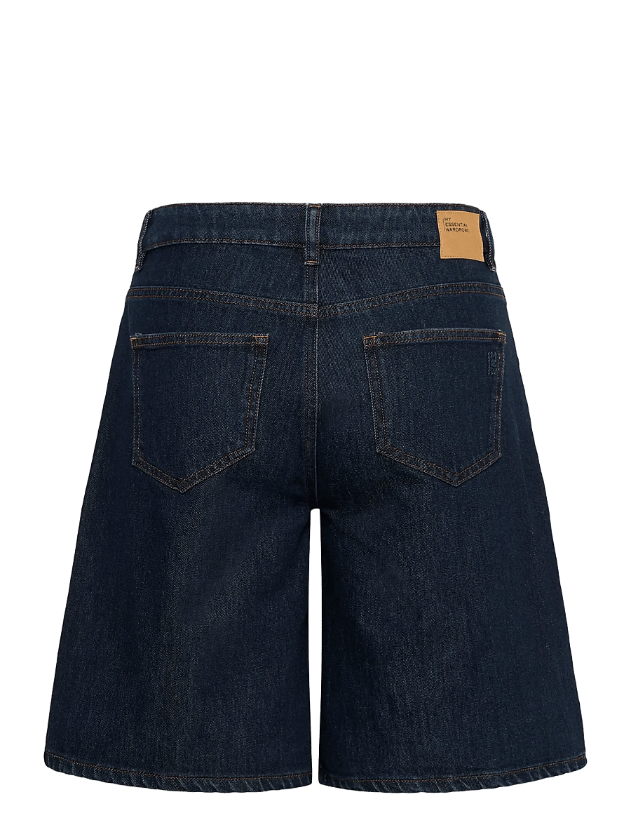 My Essential Wardrobe - MWZita 139 High X-Wide Shorts - jorts - dark blue un-wash - 2