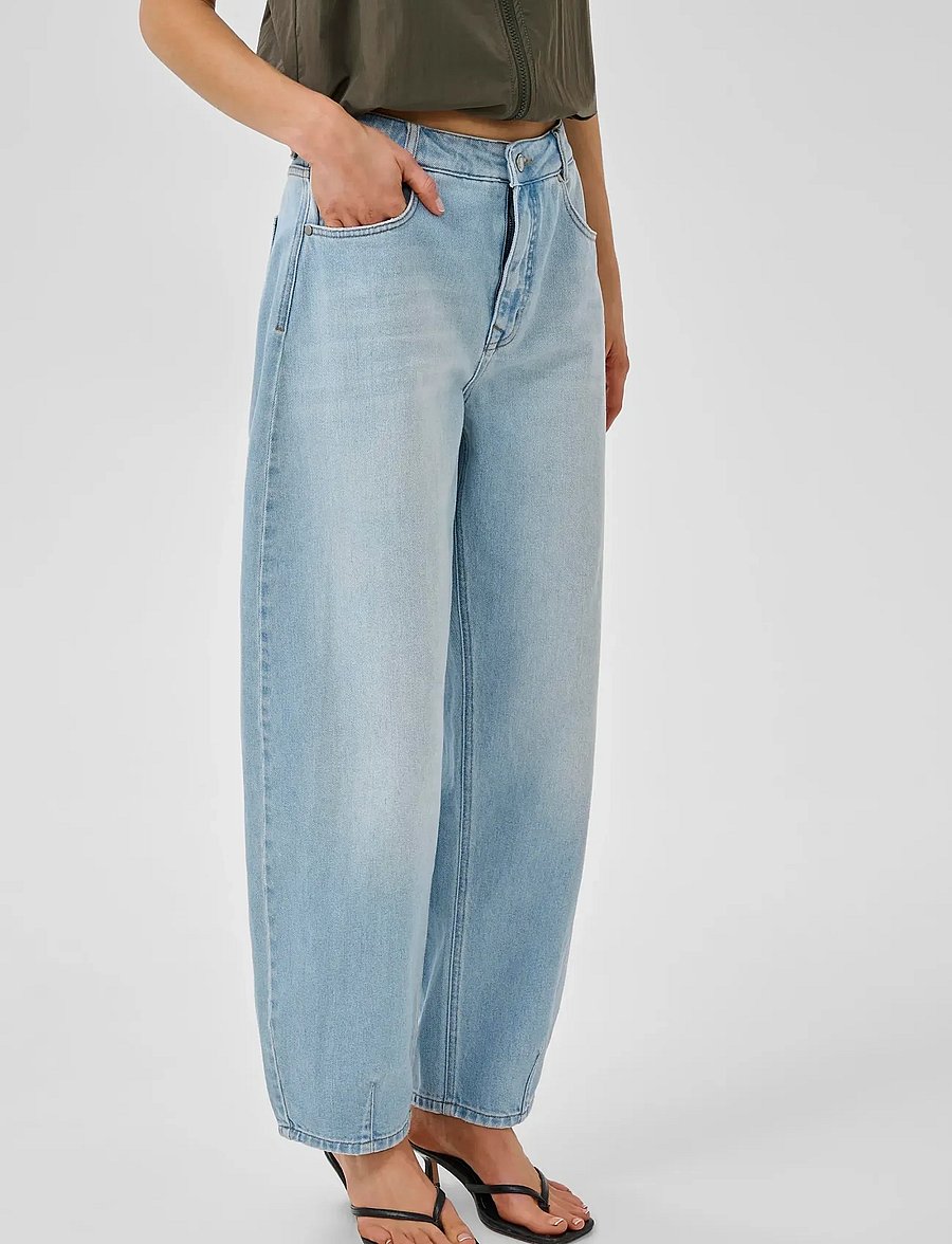 My Essential Wardrobe - MWLucy 139 Loose Barrel - barrel jeans - baby blue wash - 0