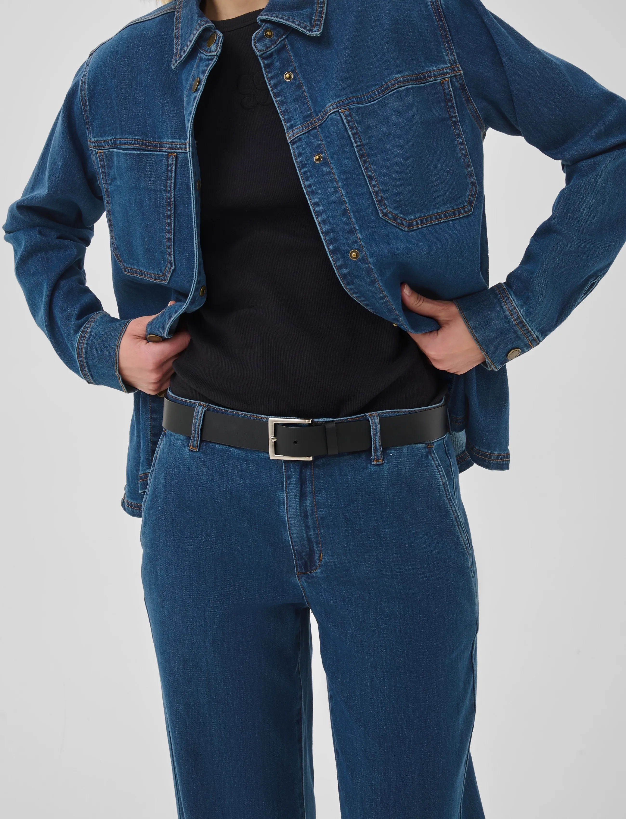 My Essential Wardrobe - Denim Shirt MWAnn 115 - overshirts - medium clear blue wash - 5