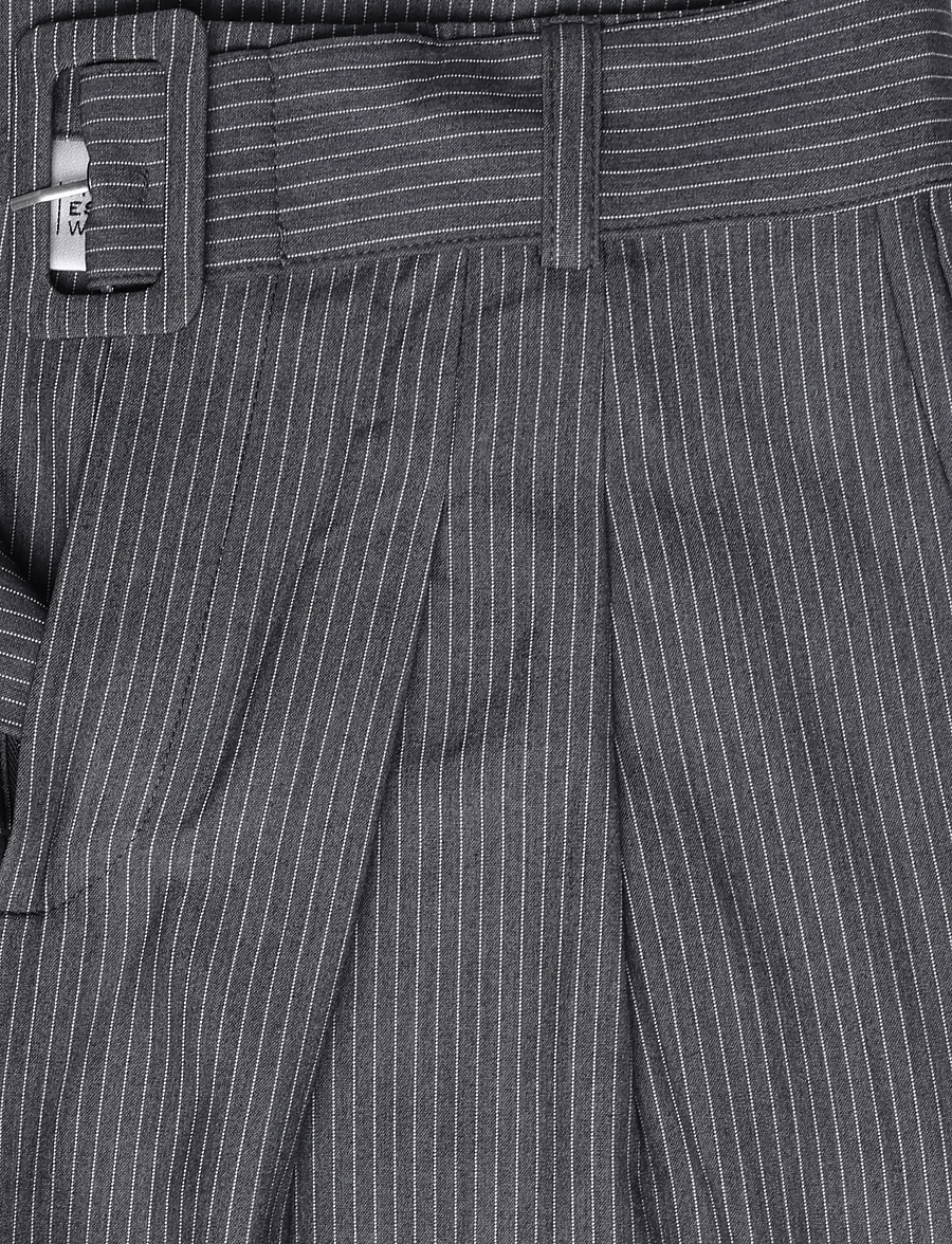 My Essential Wardrobe - 23 THE PINSTRIPED HIGH PANT - wide leg trousers - grey melange w. stripe - 2