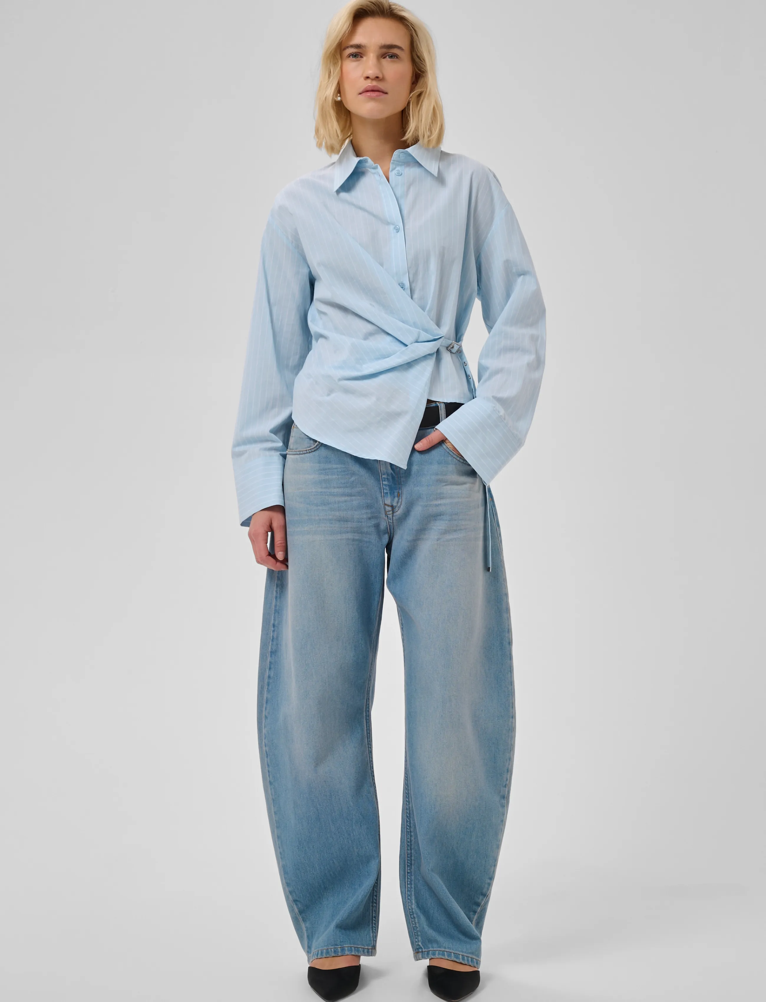 My Essential Wardrobe - MWBella Belt Shirt - angell falls striped - 3