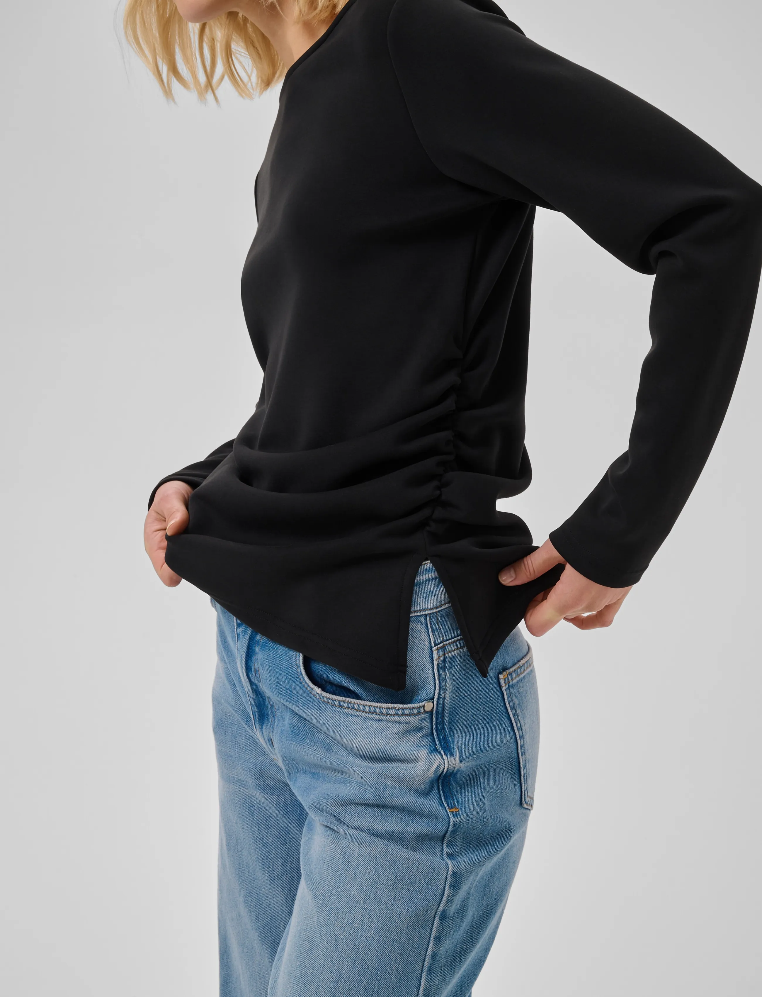 My Essential Wardrobe - MWHelle Asymmetric Blouse - langærmede bluser - black - 5