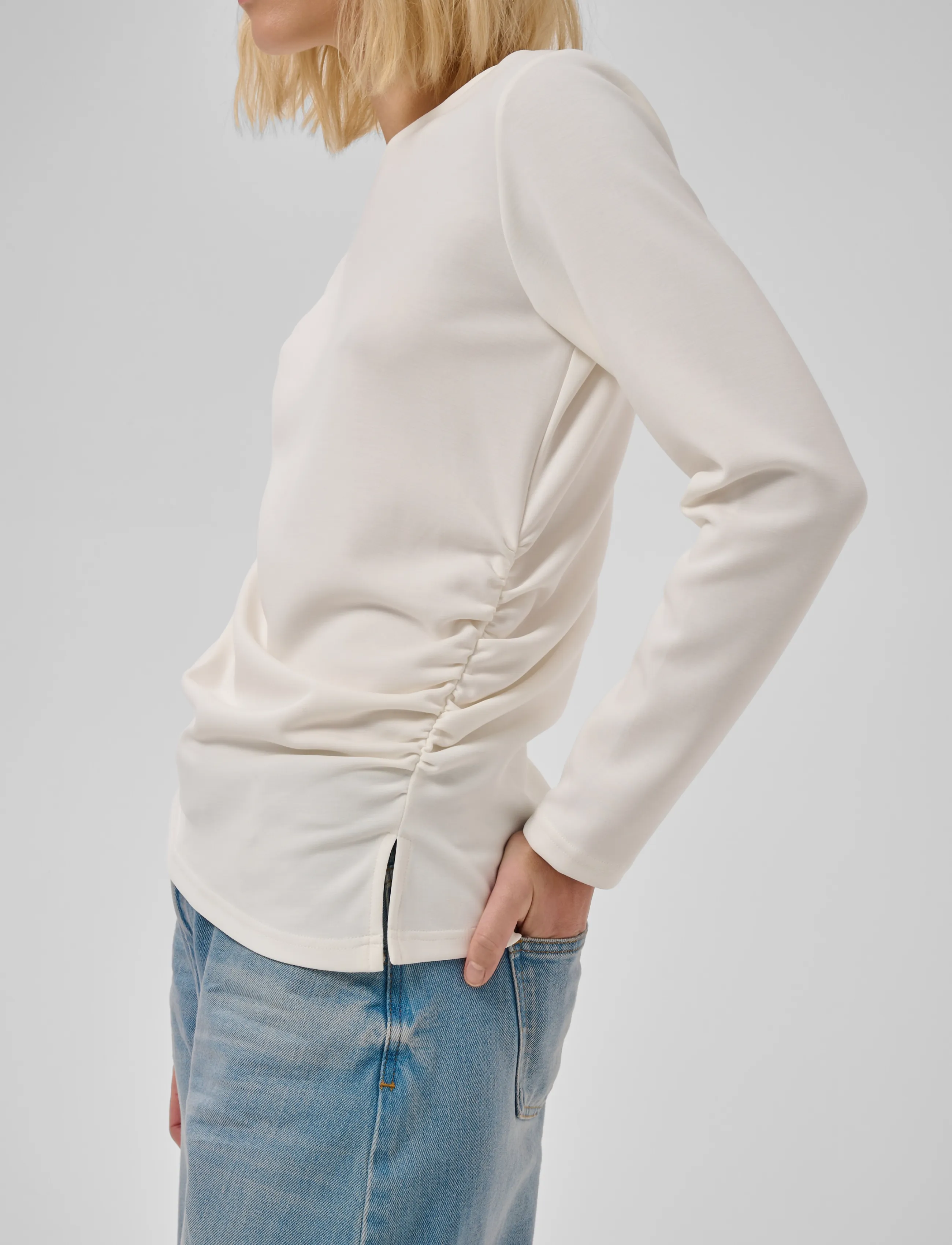 My Essential Wardrobe - MWHelle Asymmetric Blouse - långärmade blusar - snow white - 5