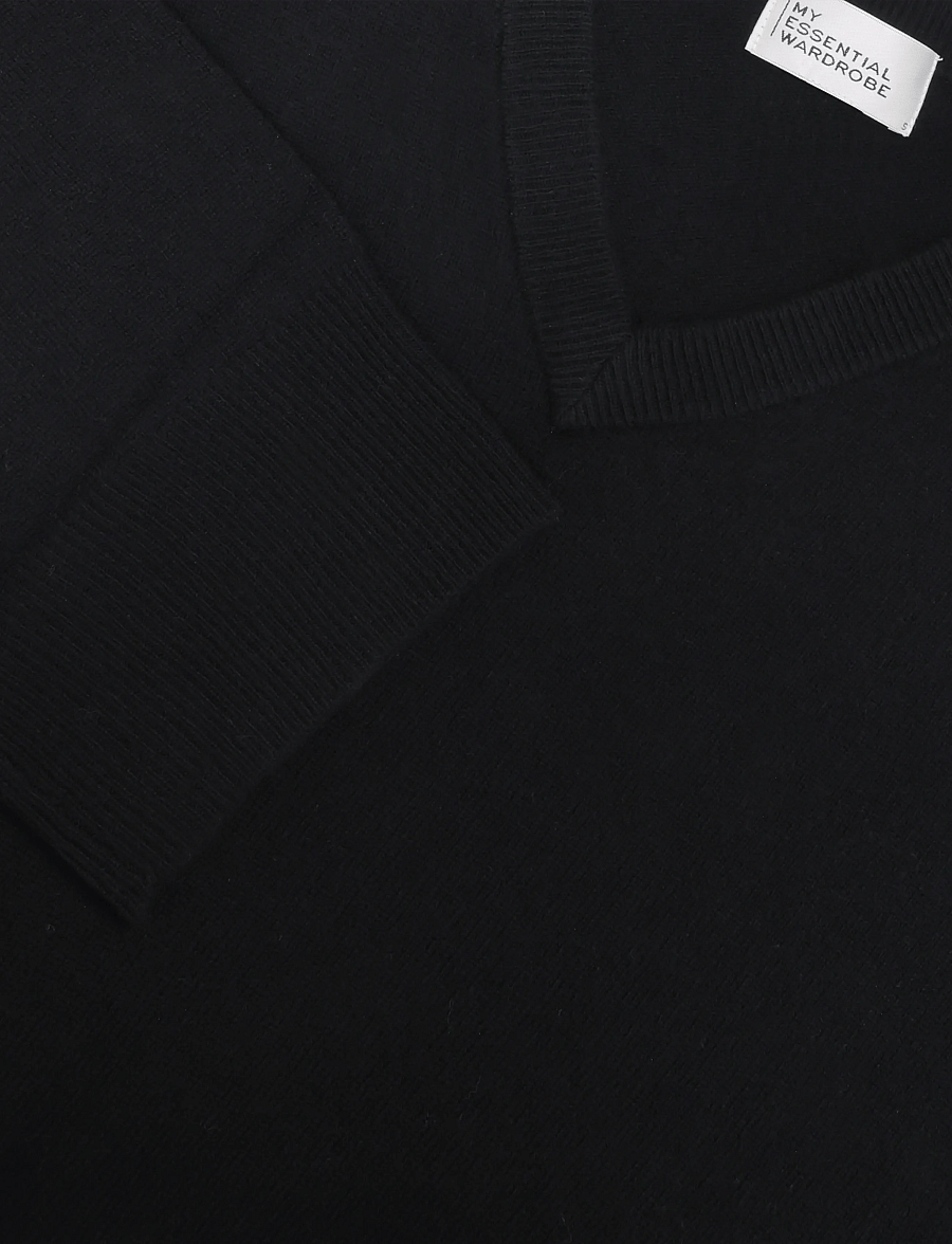 My Essential Wardrobe - MWJola V-Neck Knit Pullover - kampsunid - black - 2