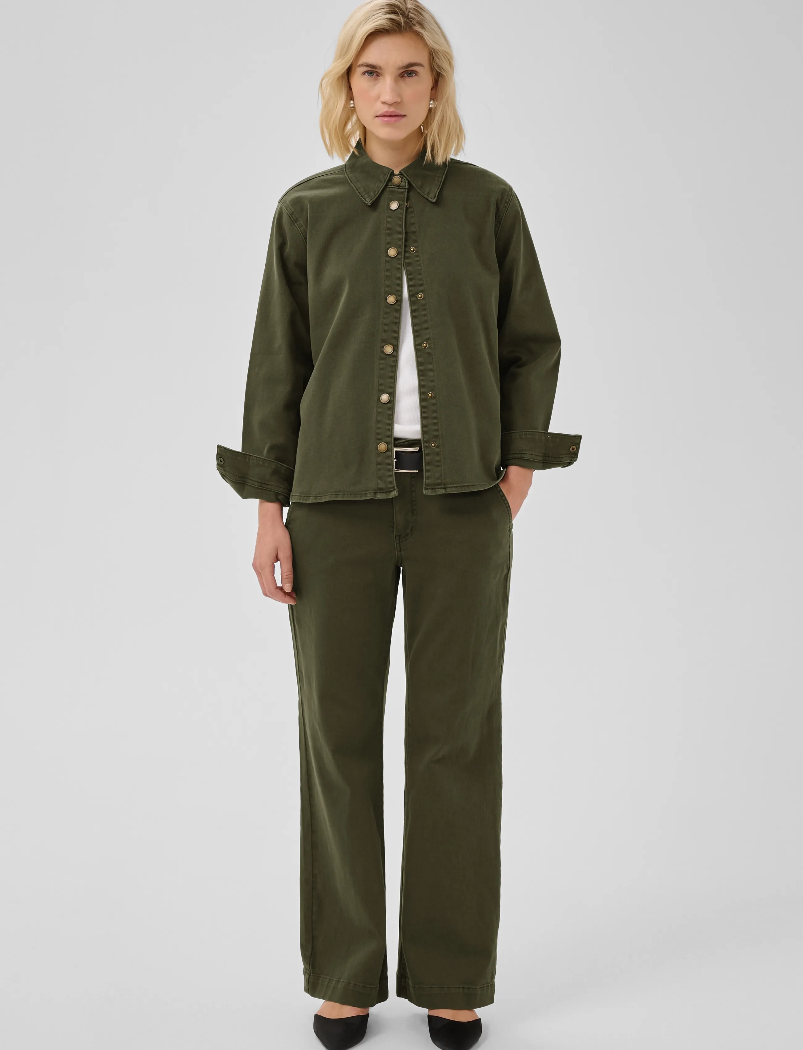 My Essential Wardrobe - MWLinn Sofia 149 Shirt - langærmede skjorter - olive night - 3
