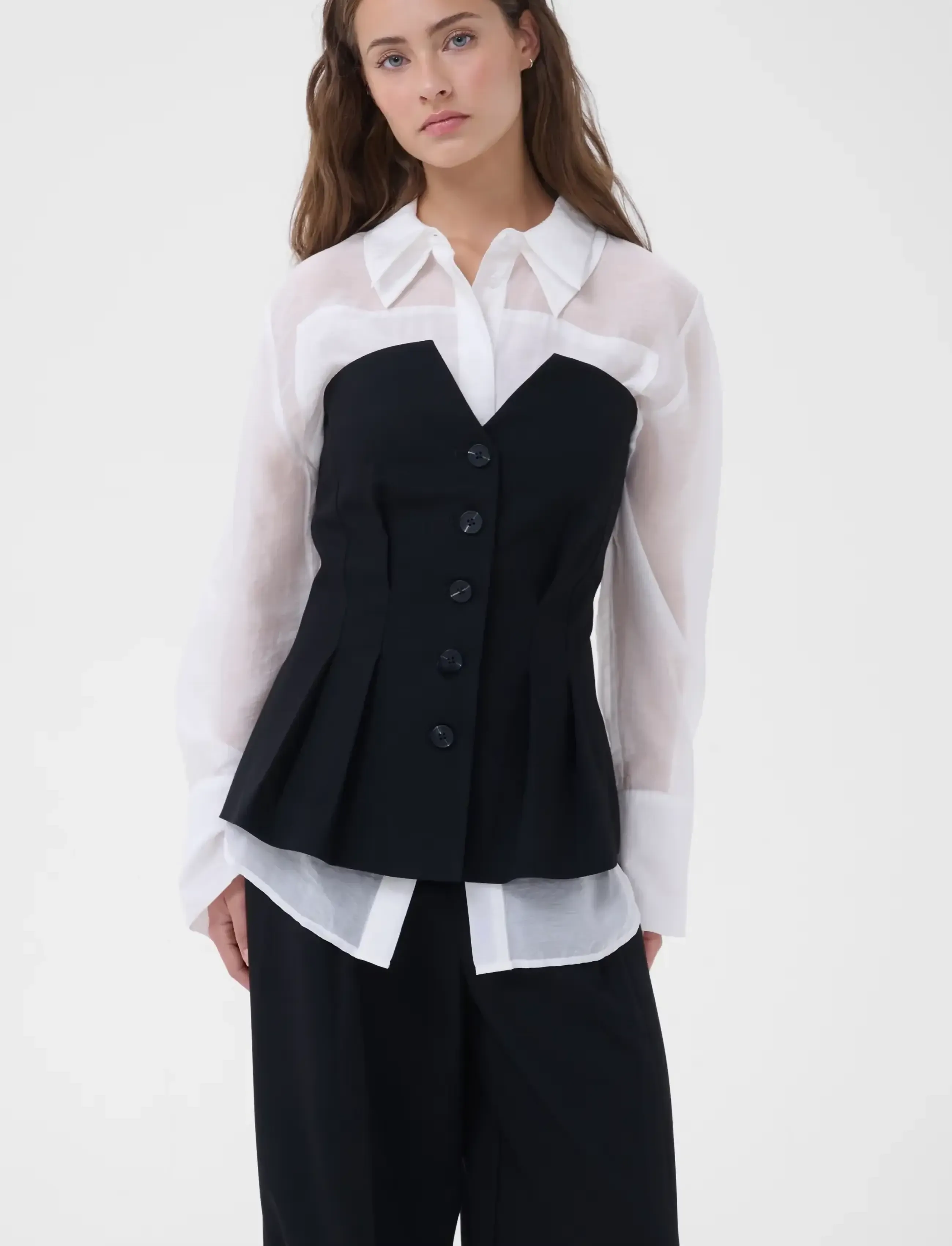 My Essential Wardrobe - MWEvelina Shaped Top - black - 2