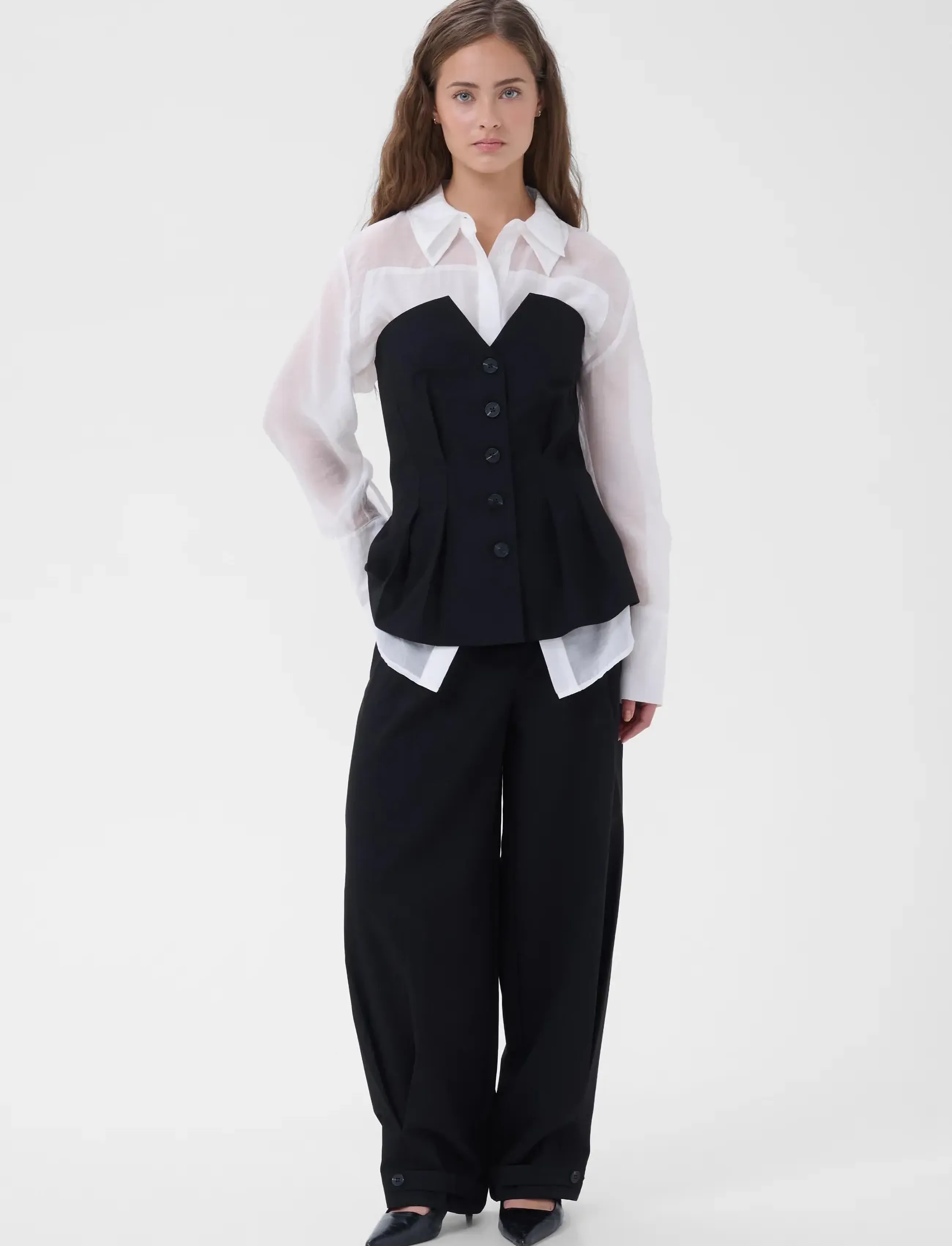 My Essential Wardrobe - MWEvelina Barrel Pants - black - 3