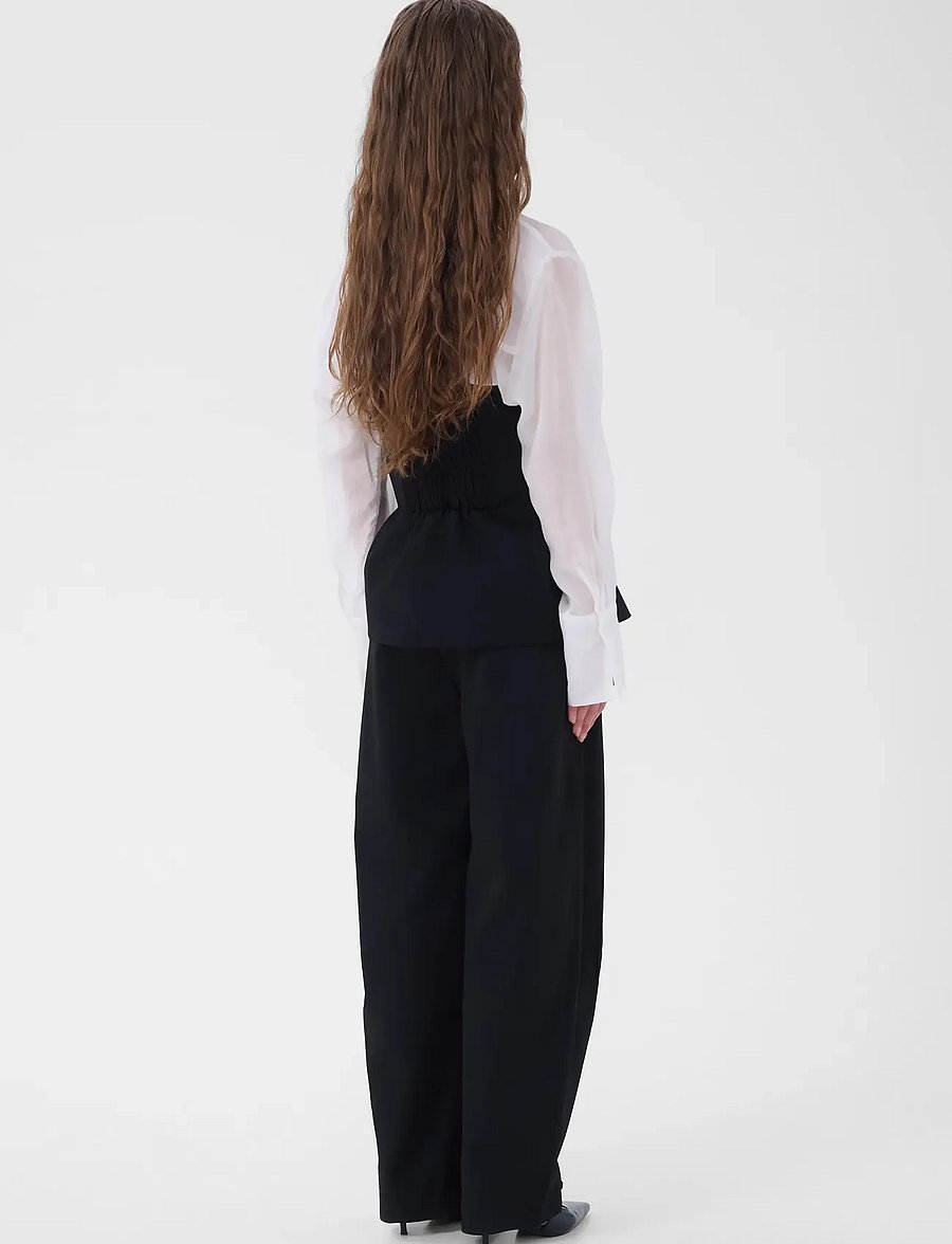 My Essential Wardrobe - MWEvelina Barrel Pants - barrel-püksid - black - 4