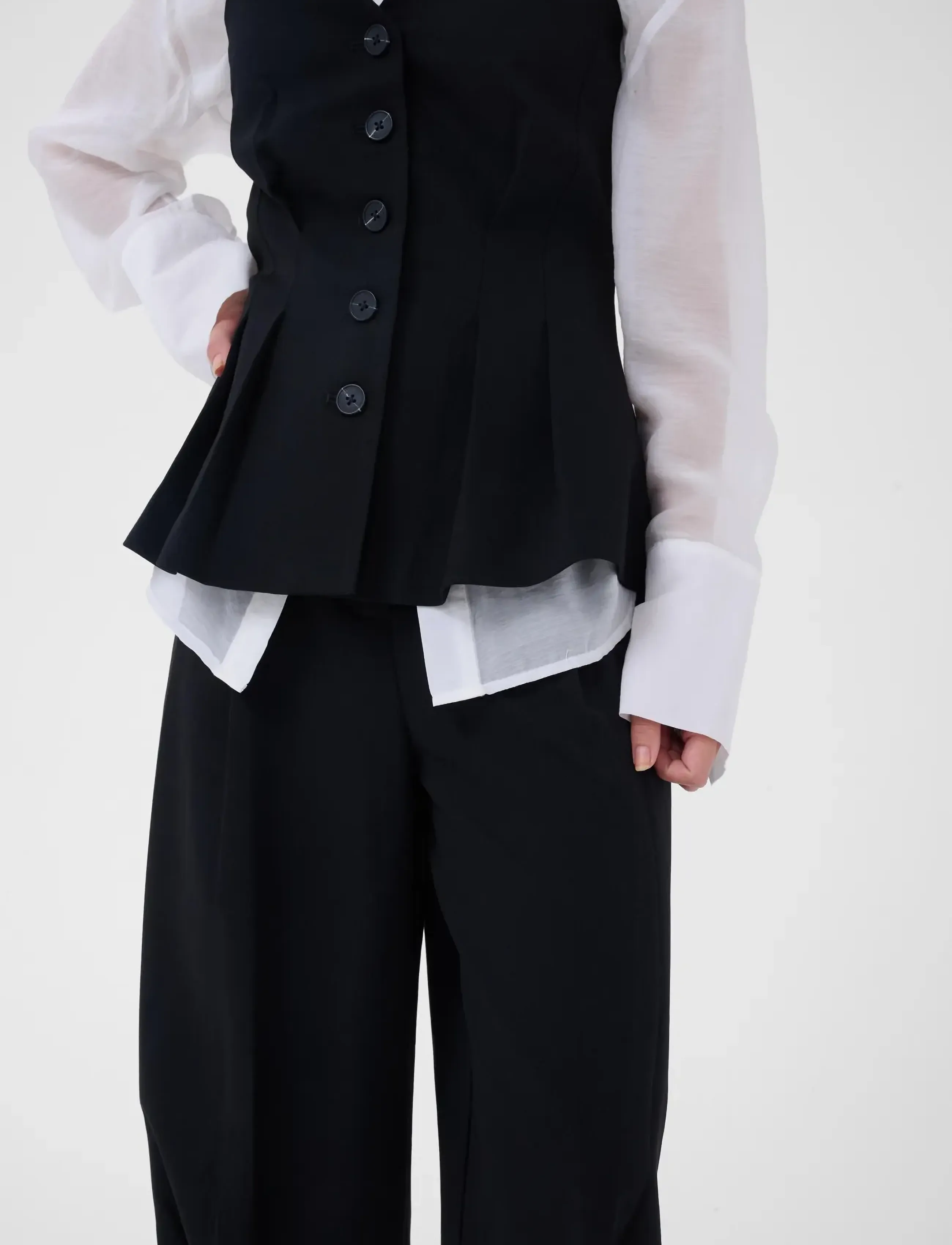 My Essential Wardrobe - MWEvelina Barrel Pants - black - 5