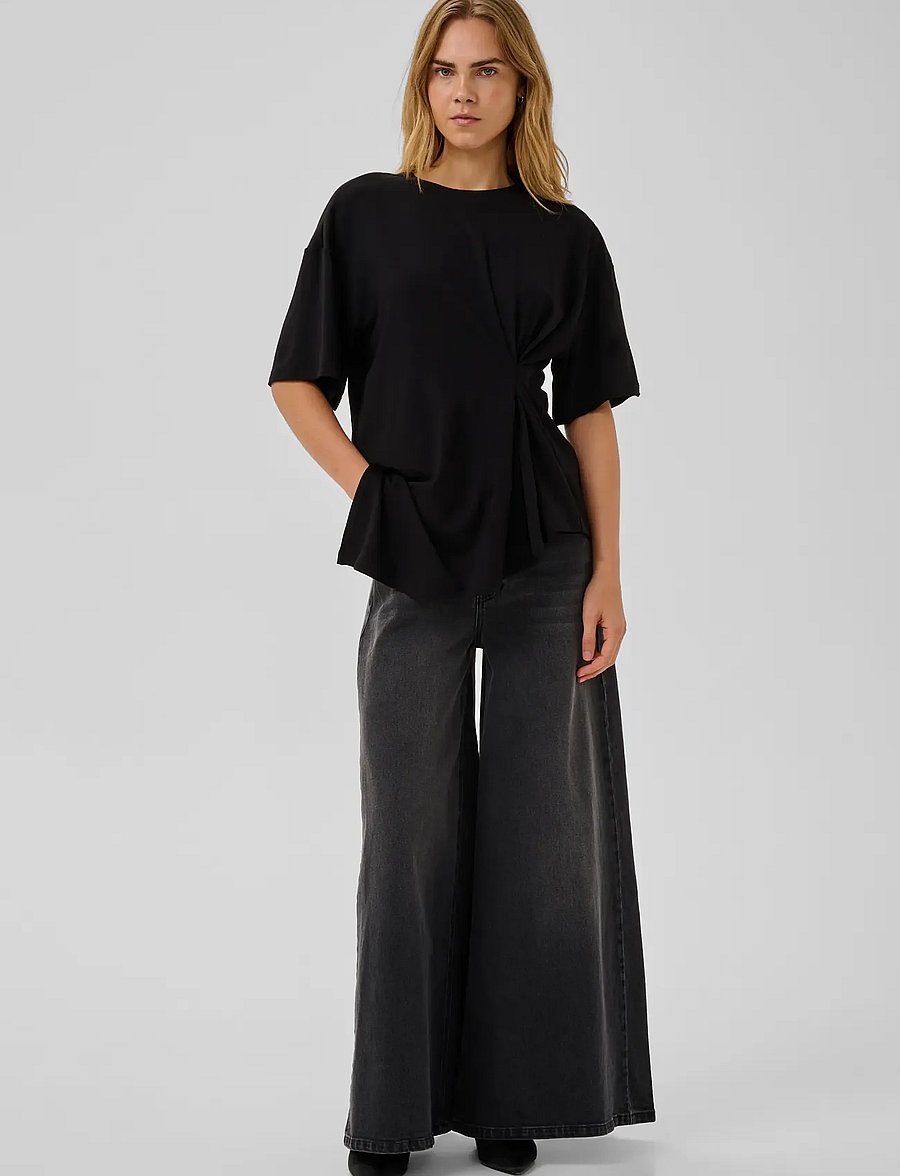 My Essential Wardrobe - MWNupti Drape Tee - t-särgid - black - 3
