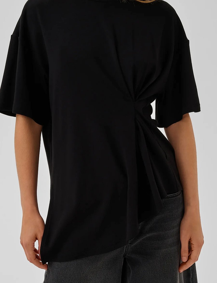 My Essential Wardrobe - MWNupti Drape Tee - t-särgid - black - 5