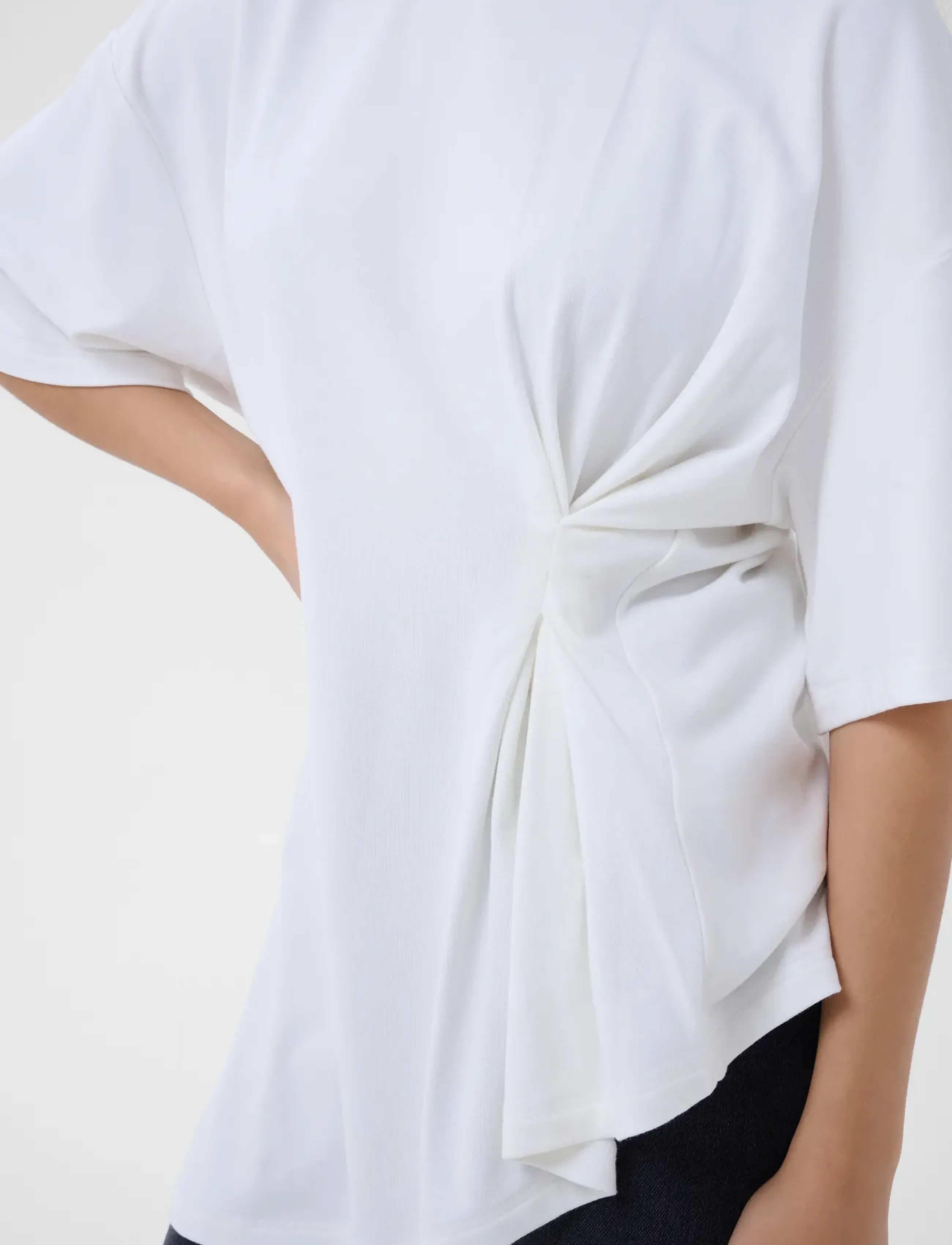 My Essential Wardrobe - MWNupti Drape Tee - snow white - 5