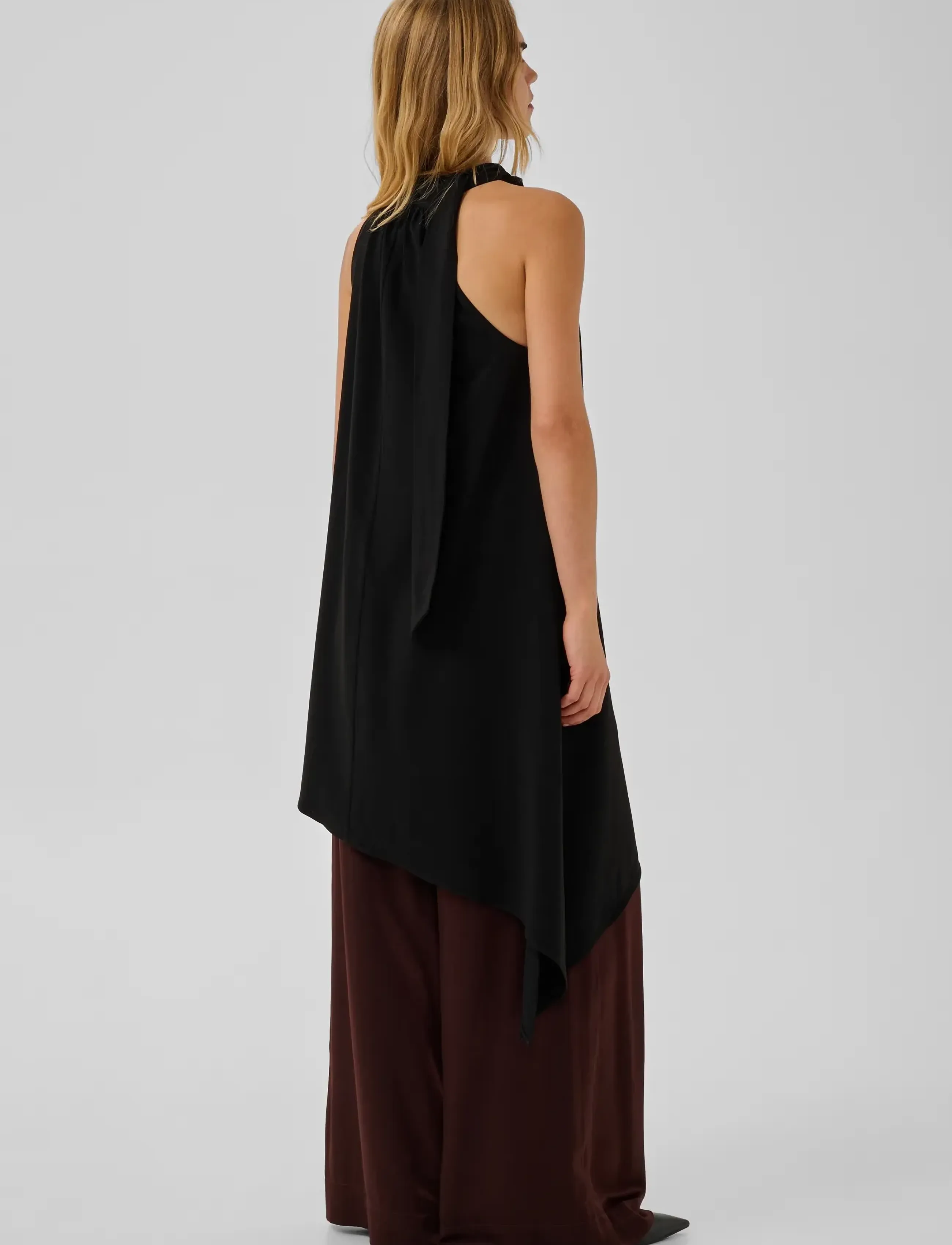 My Essential Wardrobe - MWMille Asymmetric Dress - kokteilikleidid - black - 4
