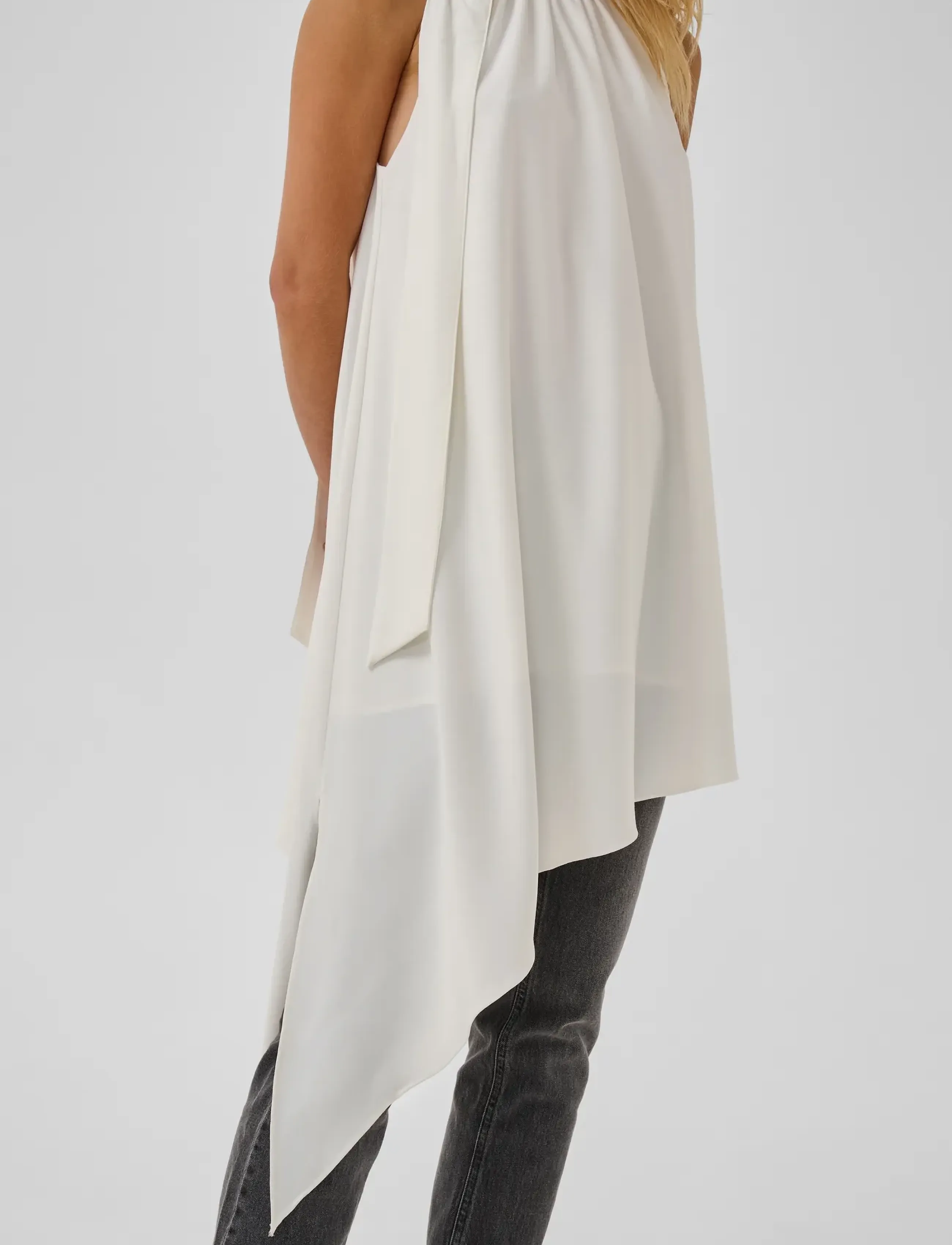 My Essential Wardrobe - MWMille Asymmetric Dress - snow white - 5