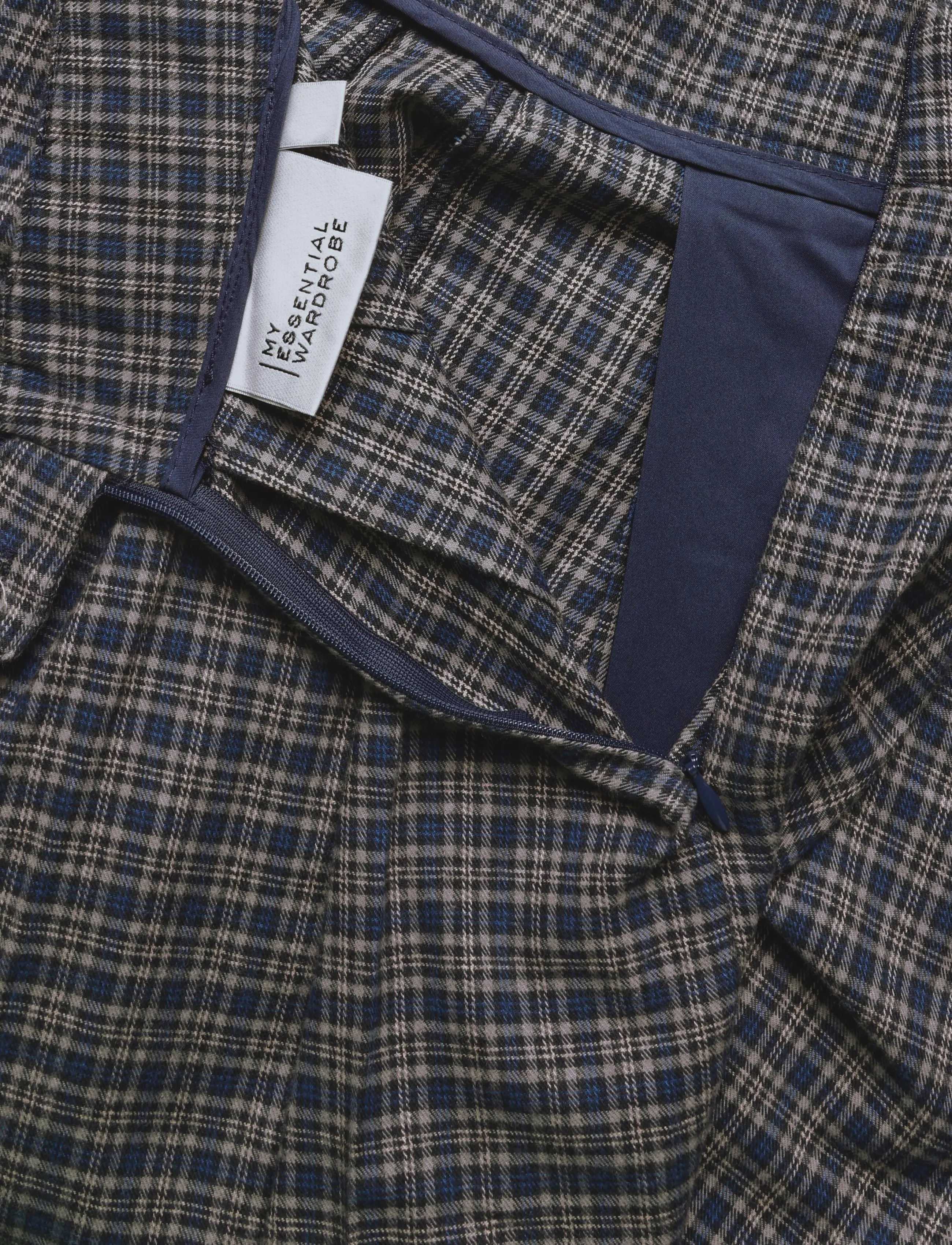 My Essential Wardrobe - MWLennie Check Skirt - dark sapphire blue check - 2
