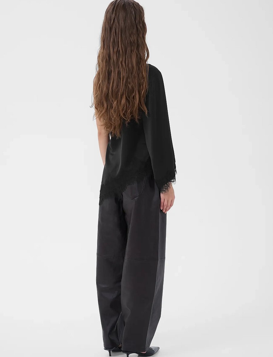 My Essential Wardrobe - MWBrenda Asymmetric Blouse - kortärmade blusar - black - 4