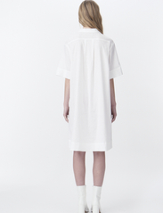 Naja Lauf - KATIE DRESS STRETCH LINEN - shirt dresses - white - 3