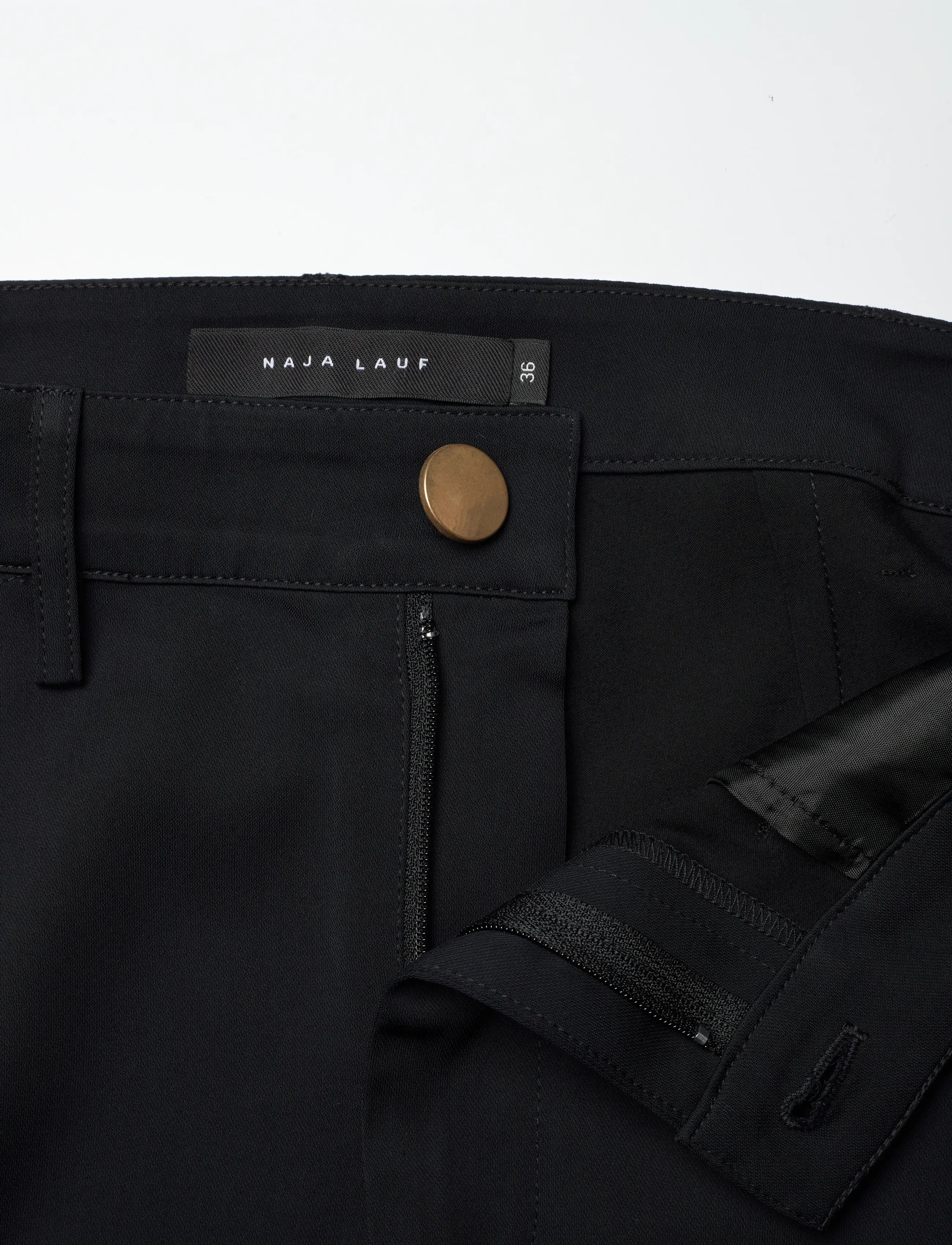 Naja Lauf - CYNTHIA PANTS DENSE STRETCH - bukser med smalle ben - black - 4